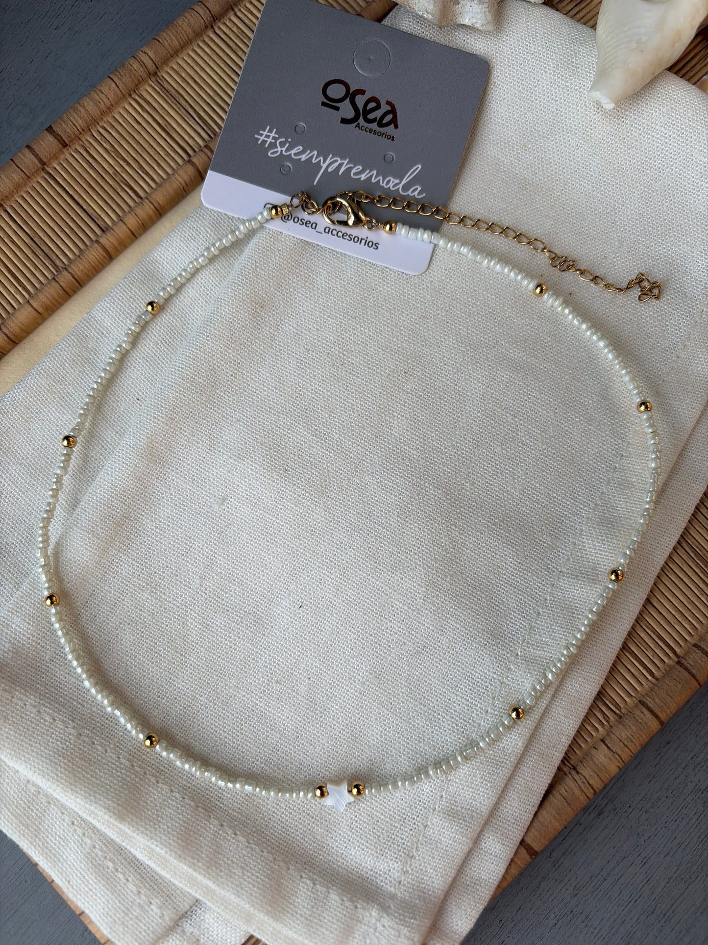 Choker mostacilla dije estrella nacar