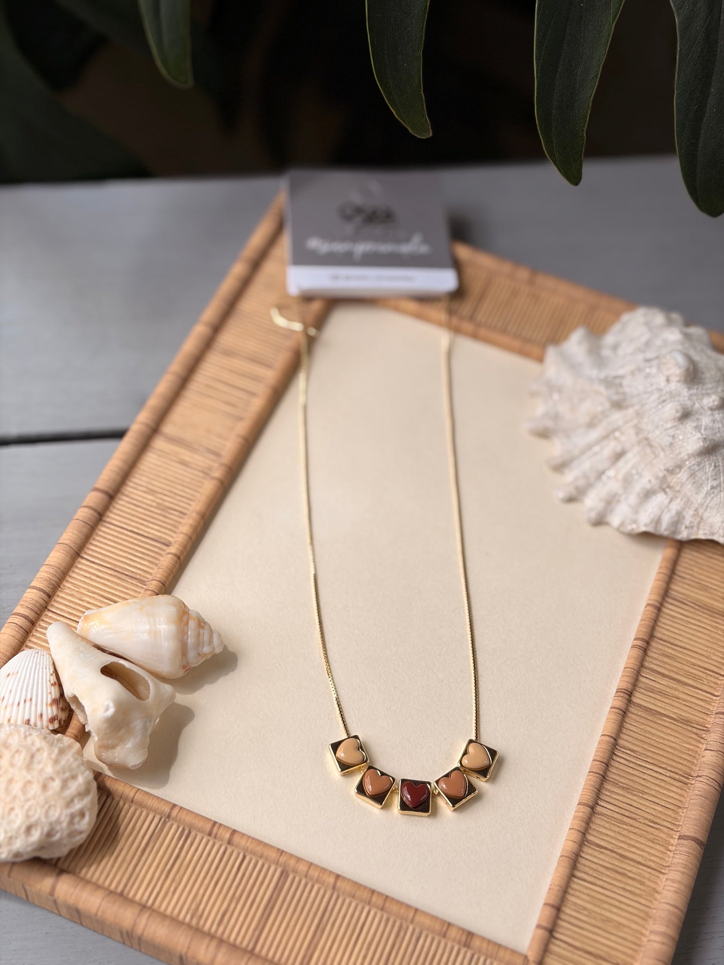 collar rodinado colección de corazones