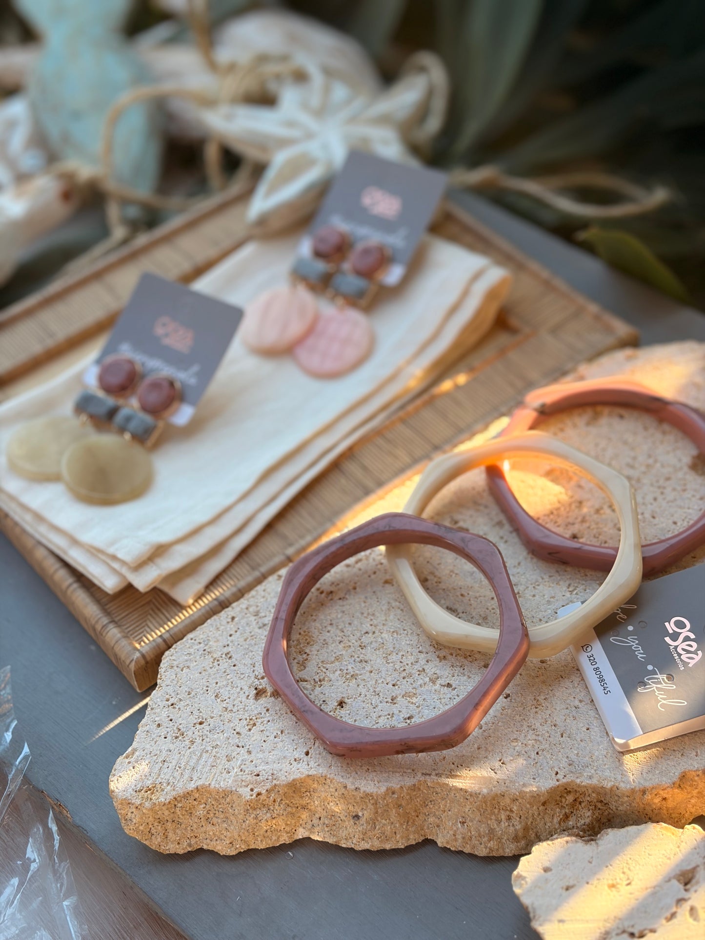 Aretes en resina colores pastel