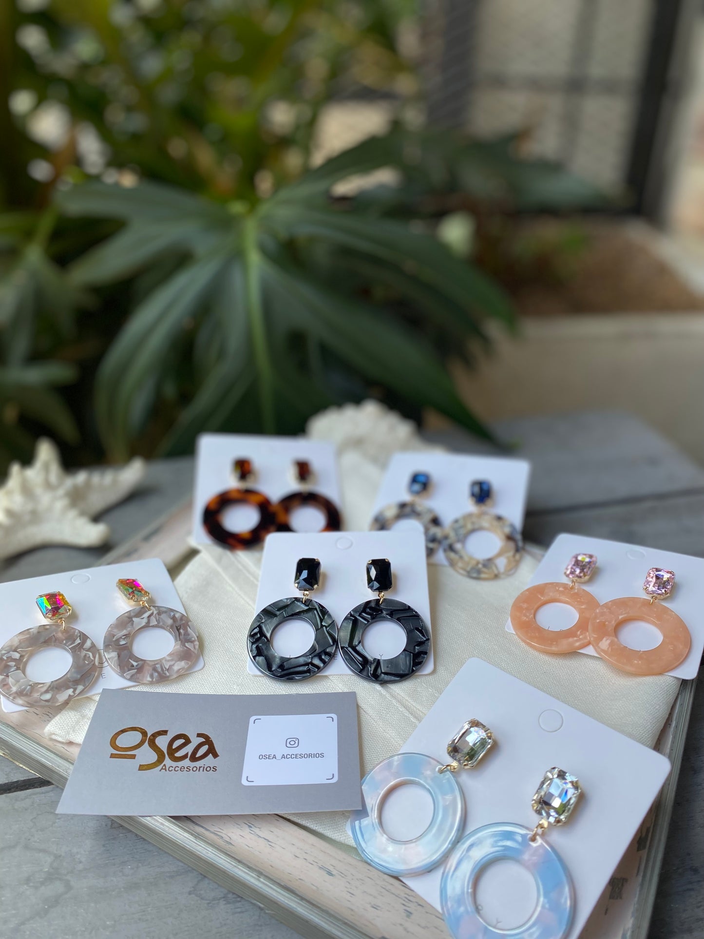 Aretes en fantasía círculos nacarados