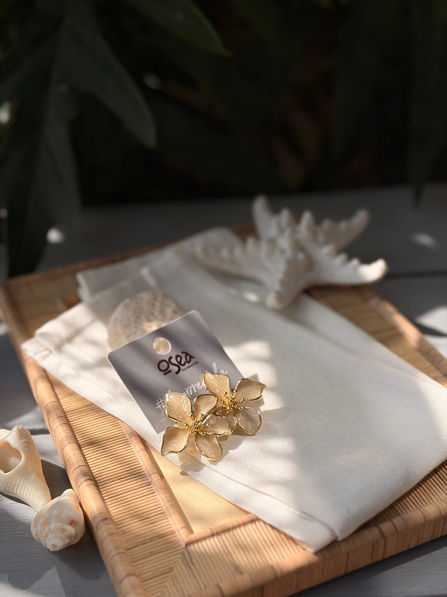 Topo en flor de loto efecto nacarado