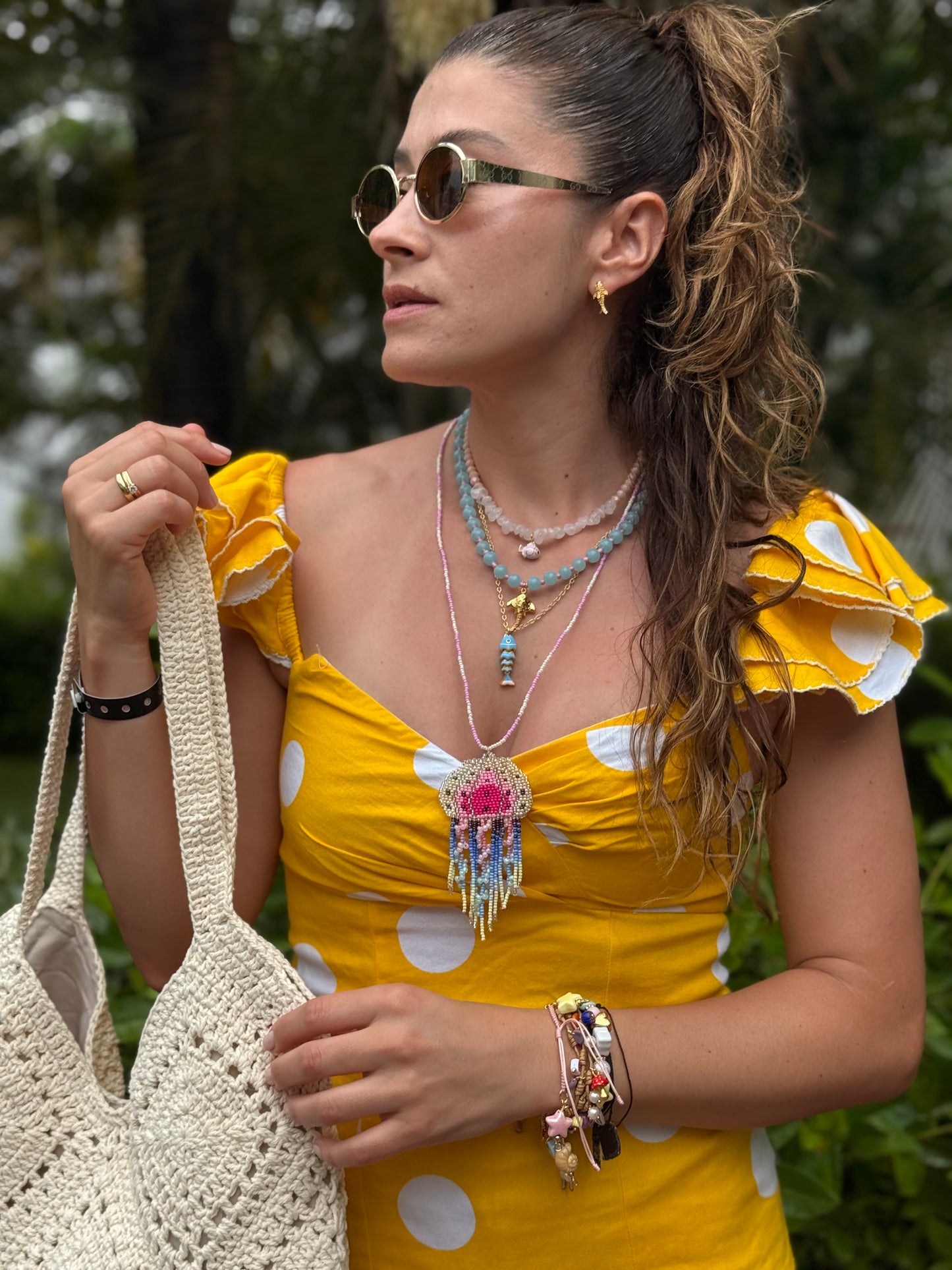 Collar largo medusa en mostacilla