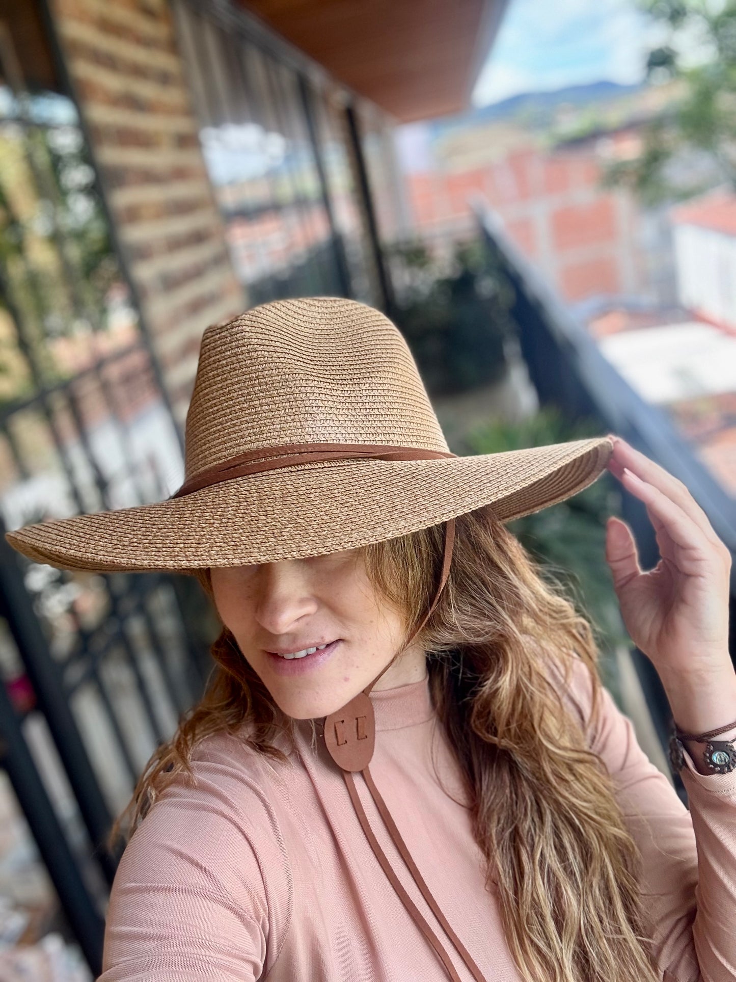 Sombrero en fique ala ancha