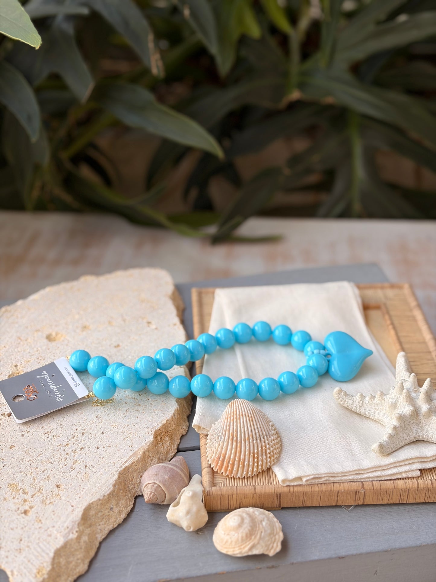 Collar bolas corazón azul turquesa