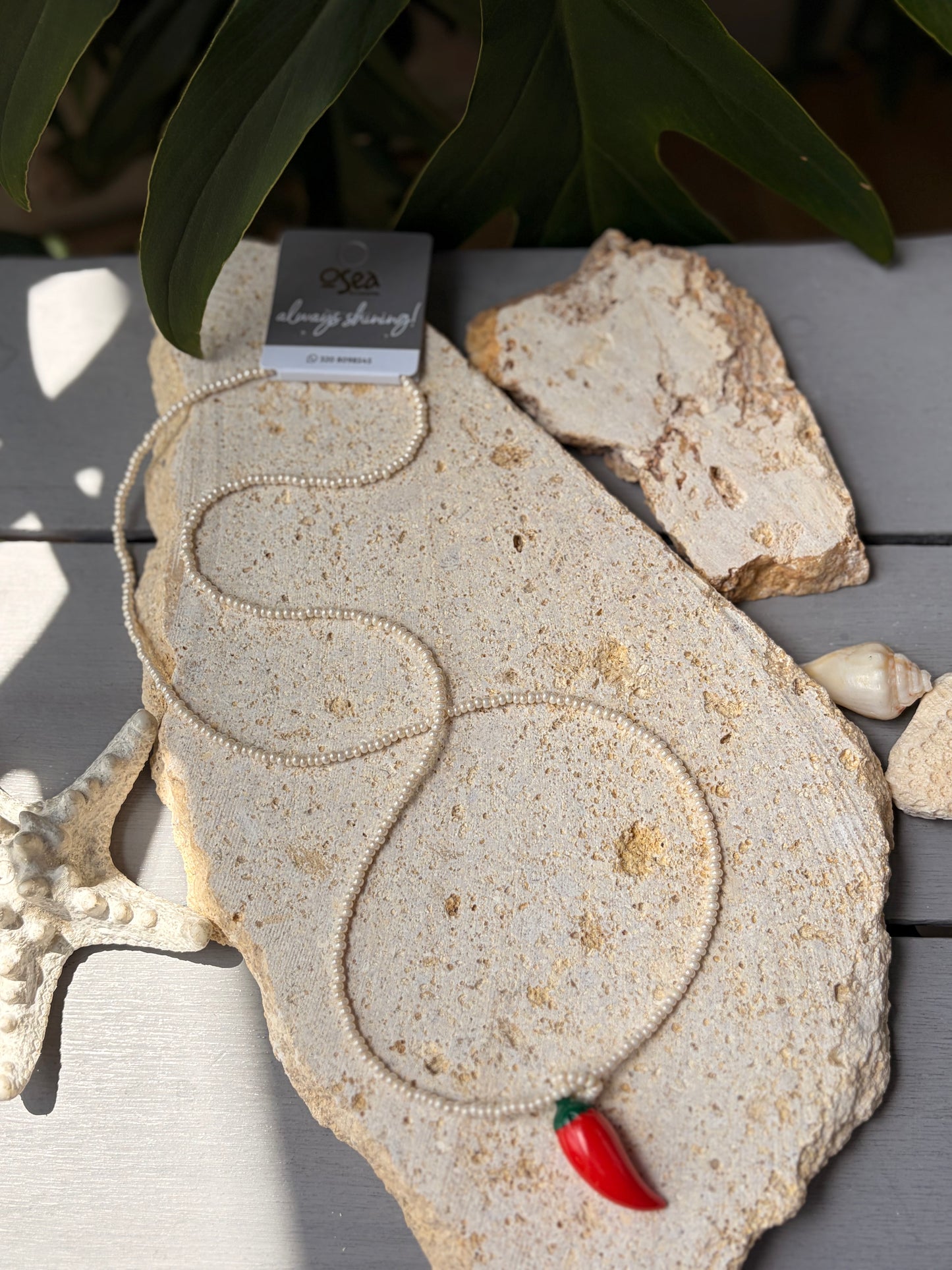 Collar largo mostacillas dije pimiento