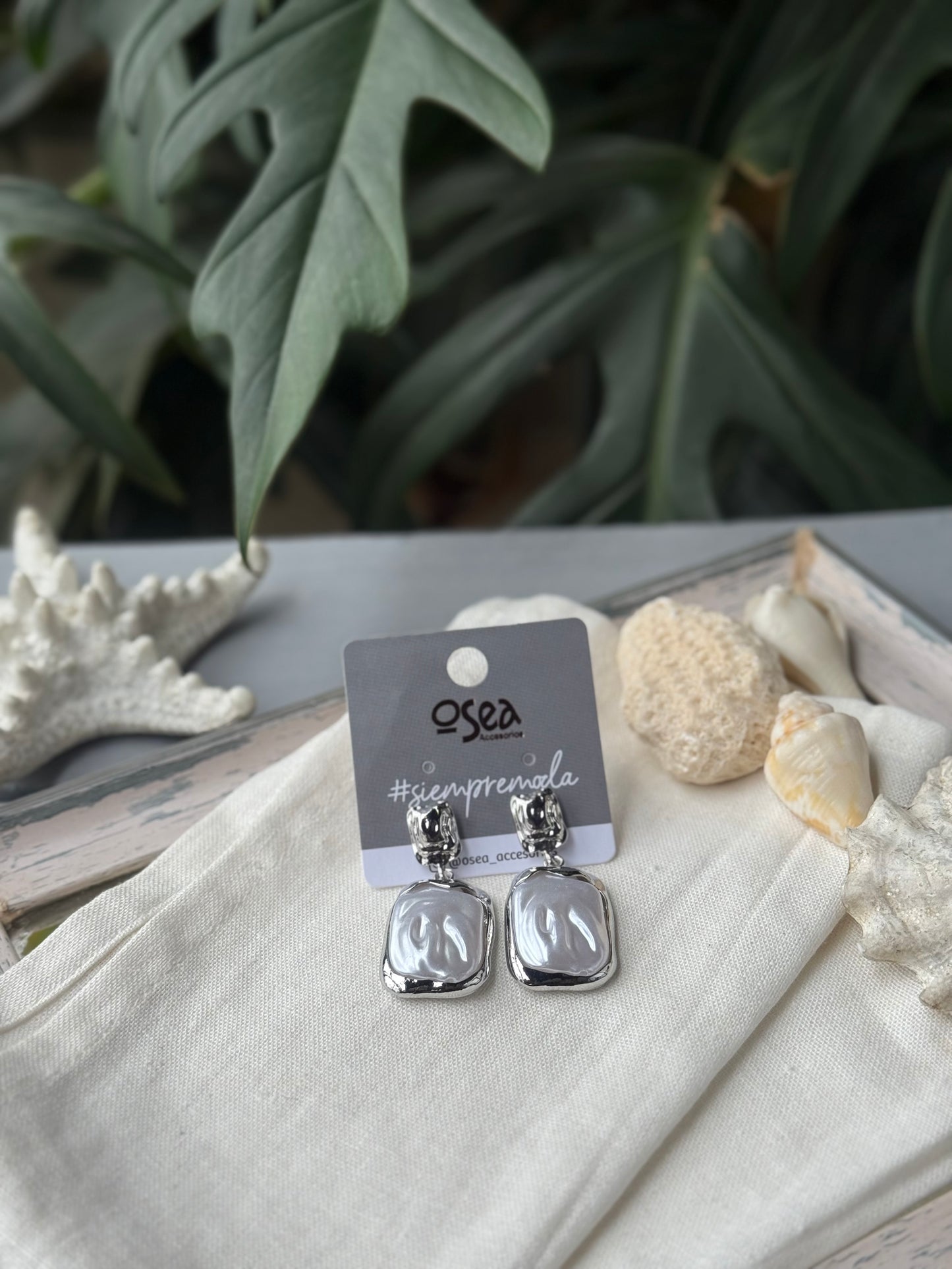 Aretes perlados en oro golfied