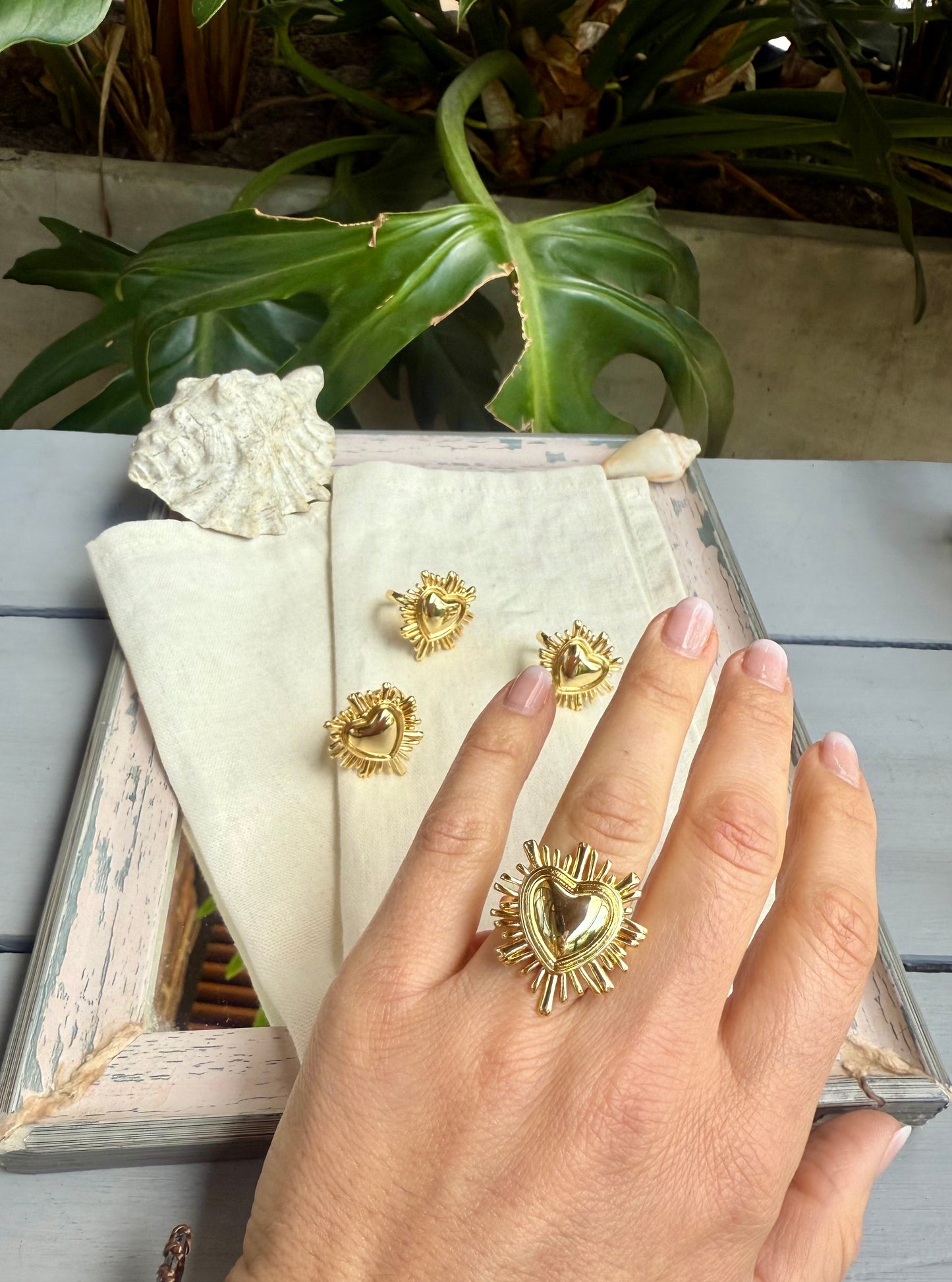 Anillo corazón destellos