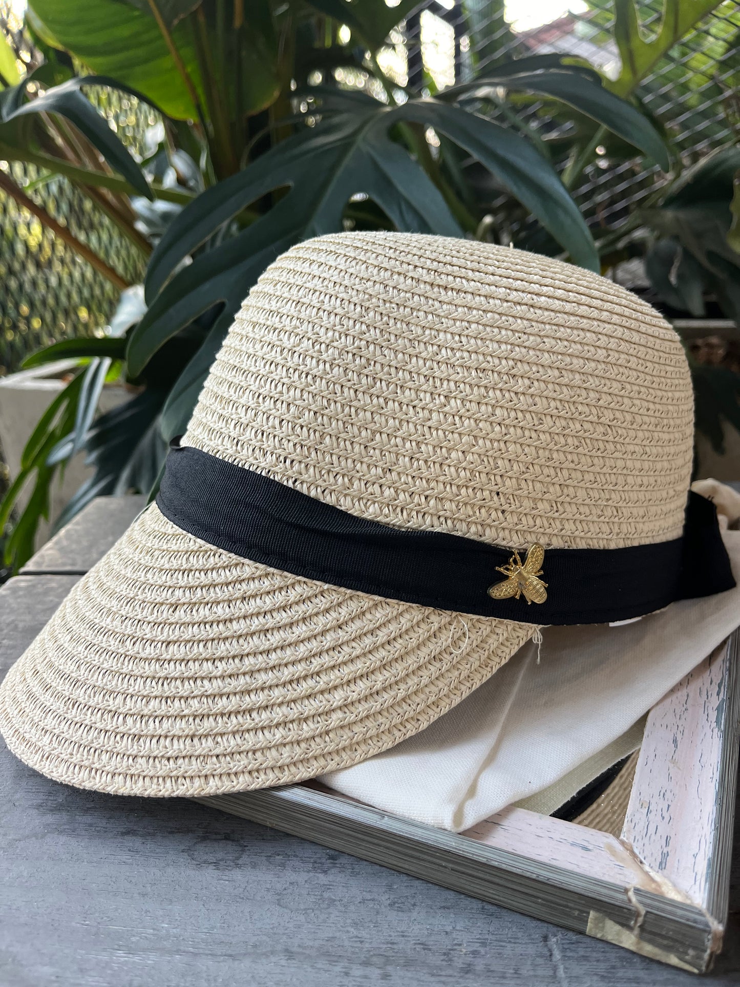 Gorra playera abeja
