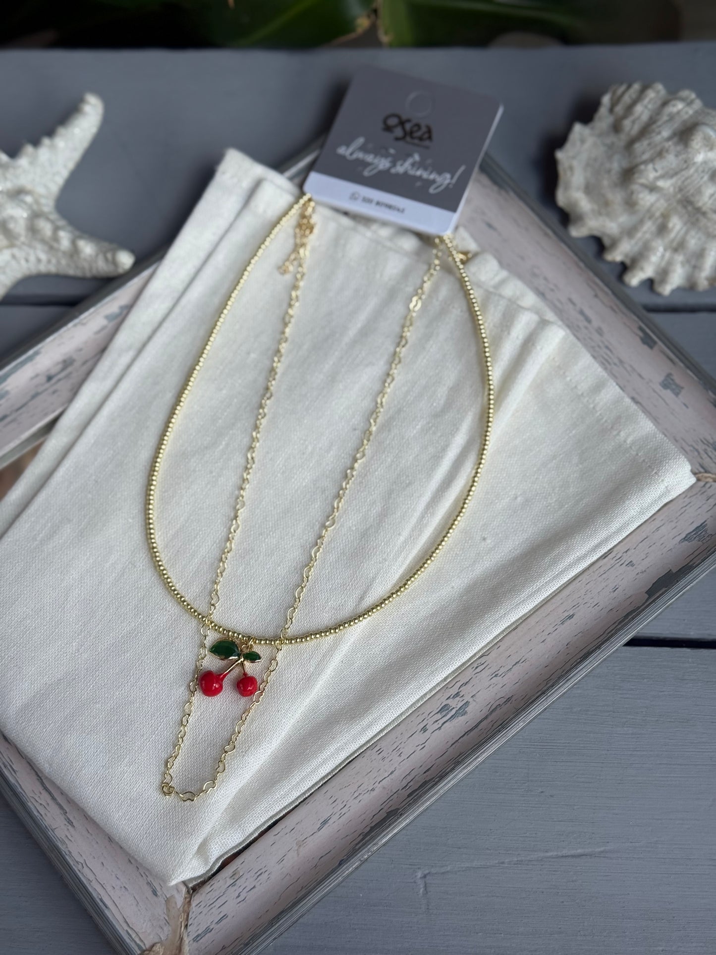 Collar doble mostacillas dije cerezas