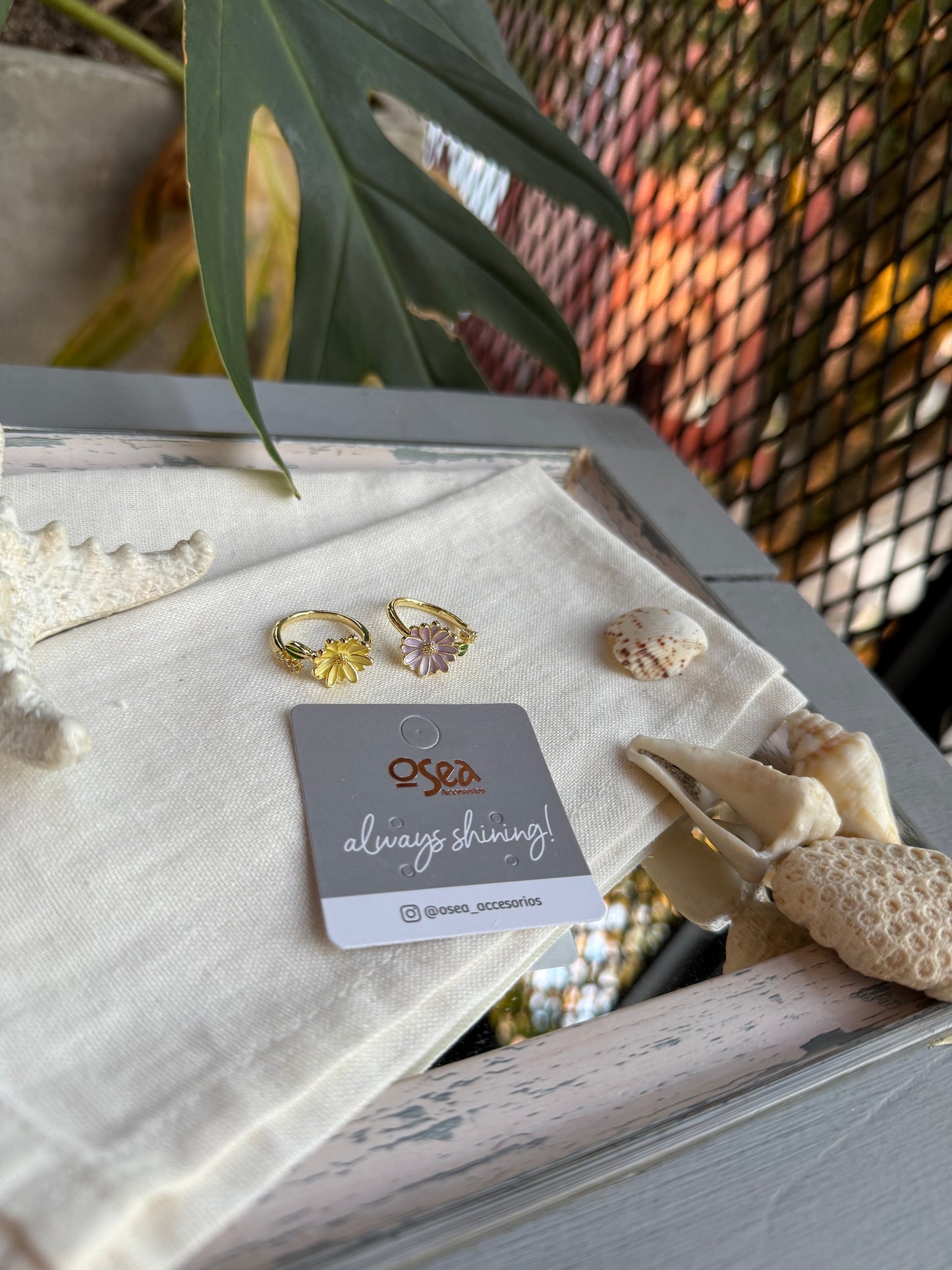Anillo flor ajustable