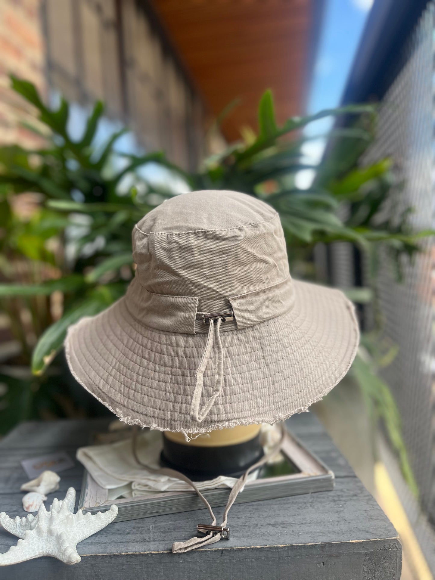 Gorro Bucket hat en dril fondo entero