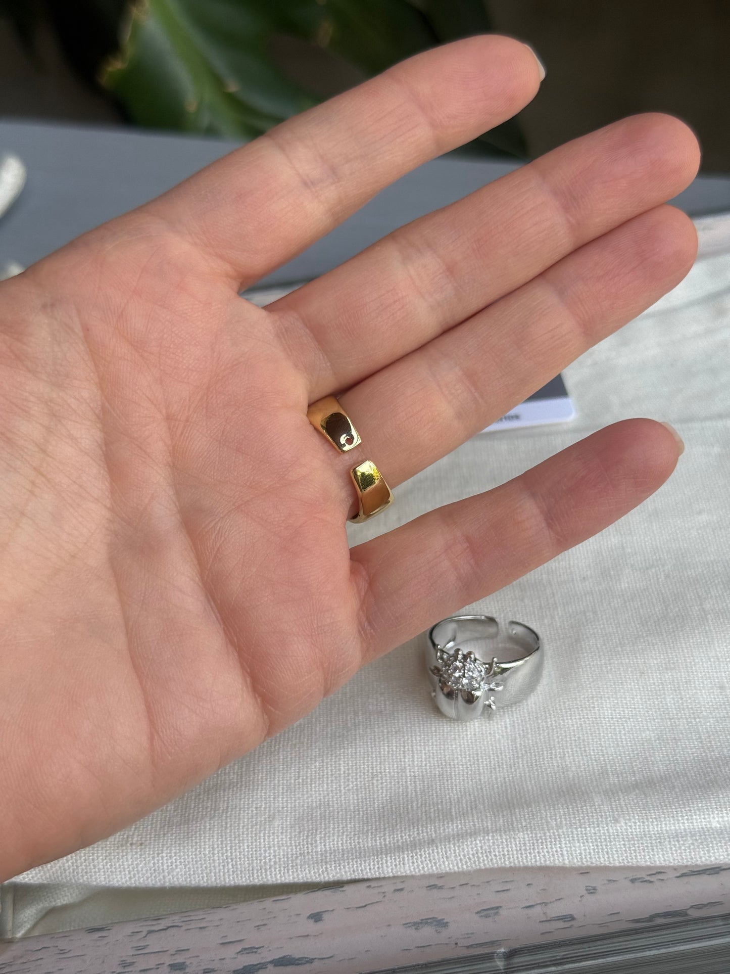 Anillo rodinado cucarrón