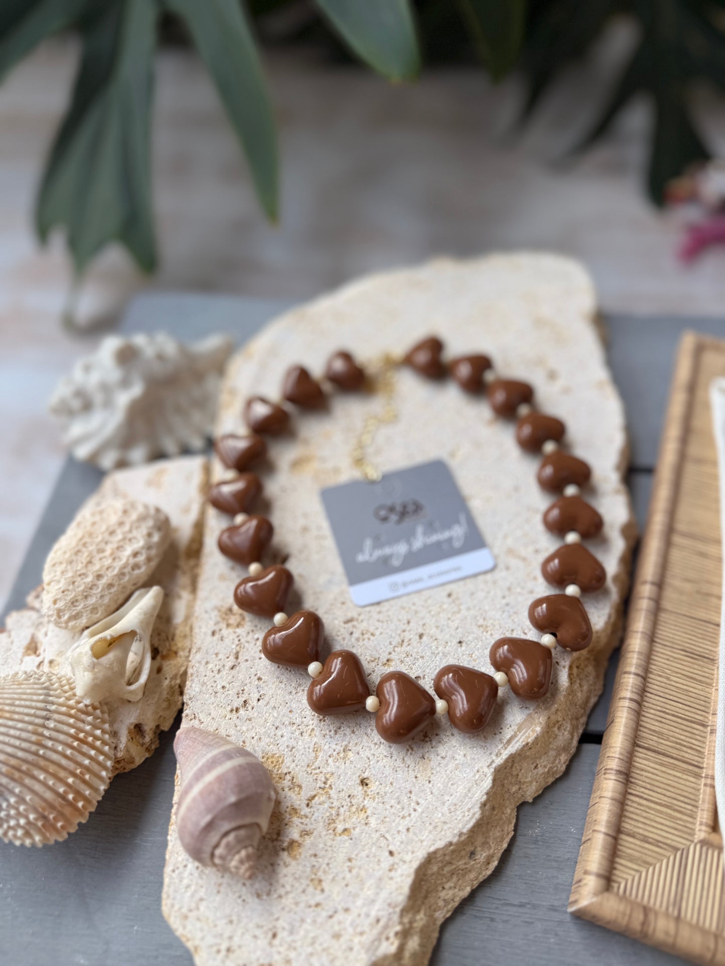 Collar corazones pasta