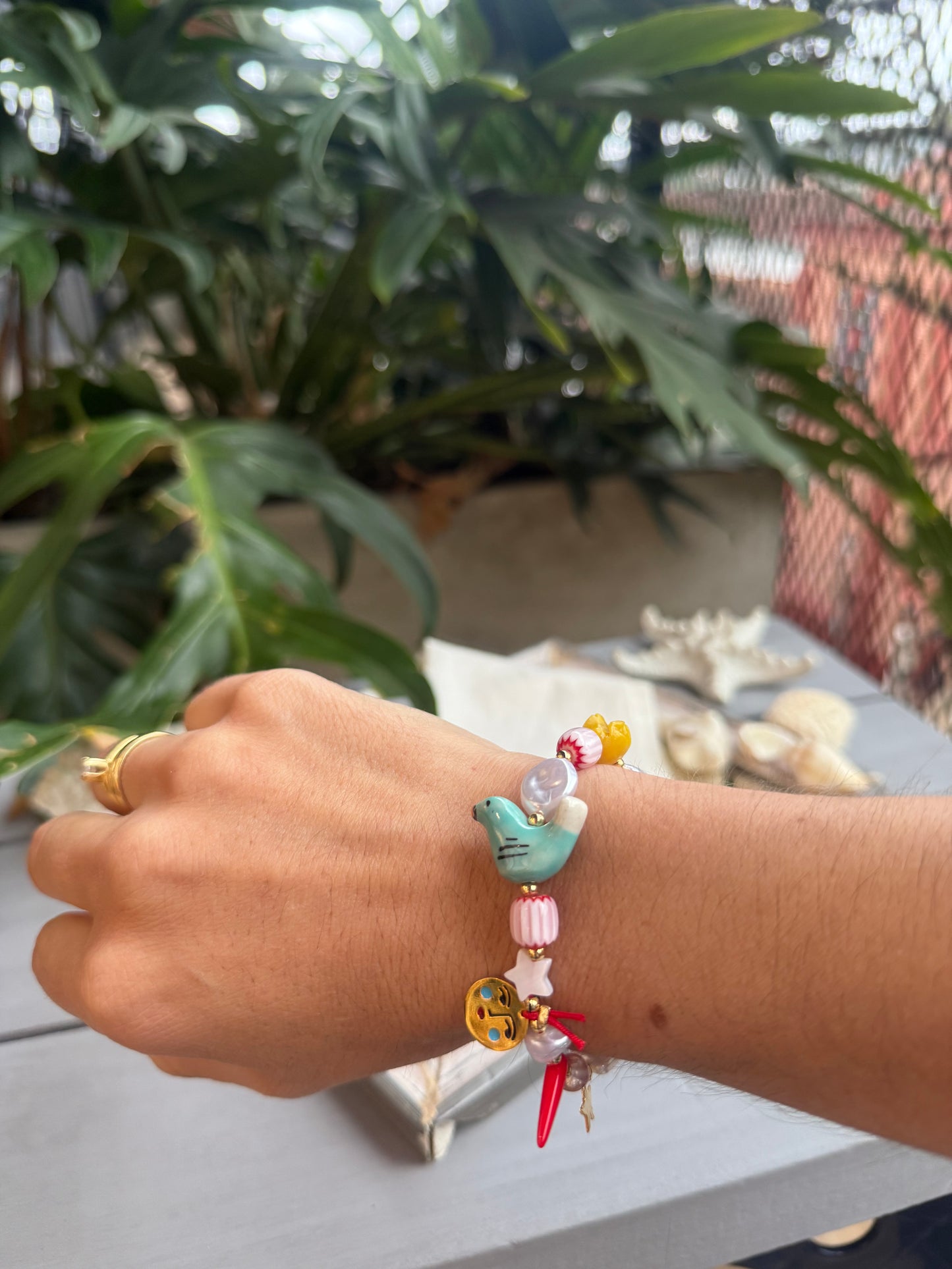 Pulsera en hilo Paloma