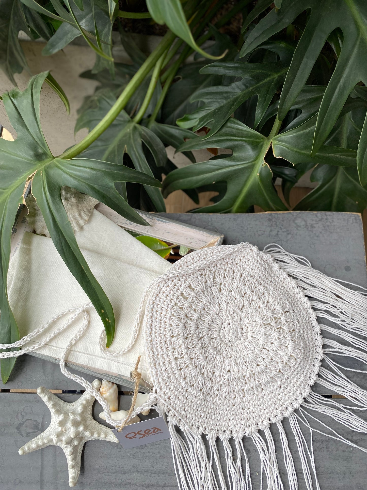 Bolso tejido en hilo atrapasueños