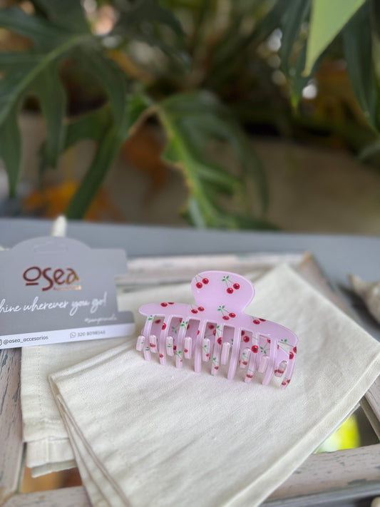 Caimán en pasta estampado cerezas