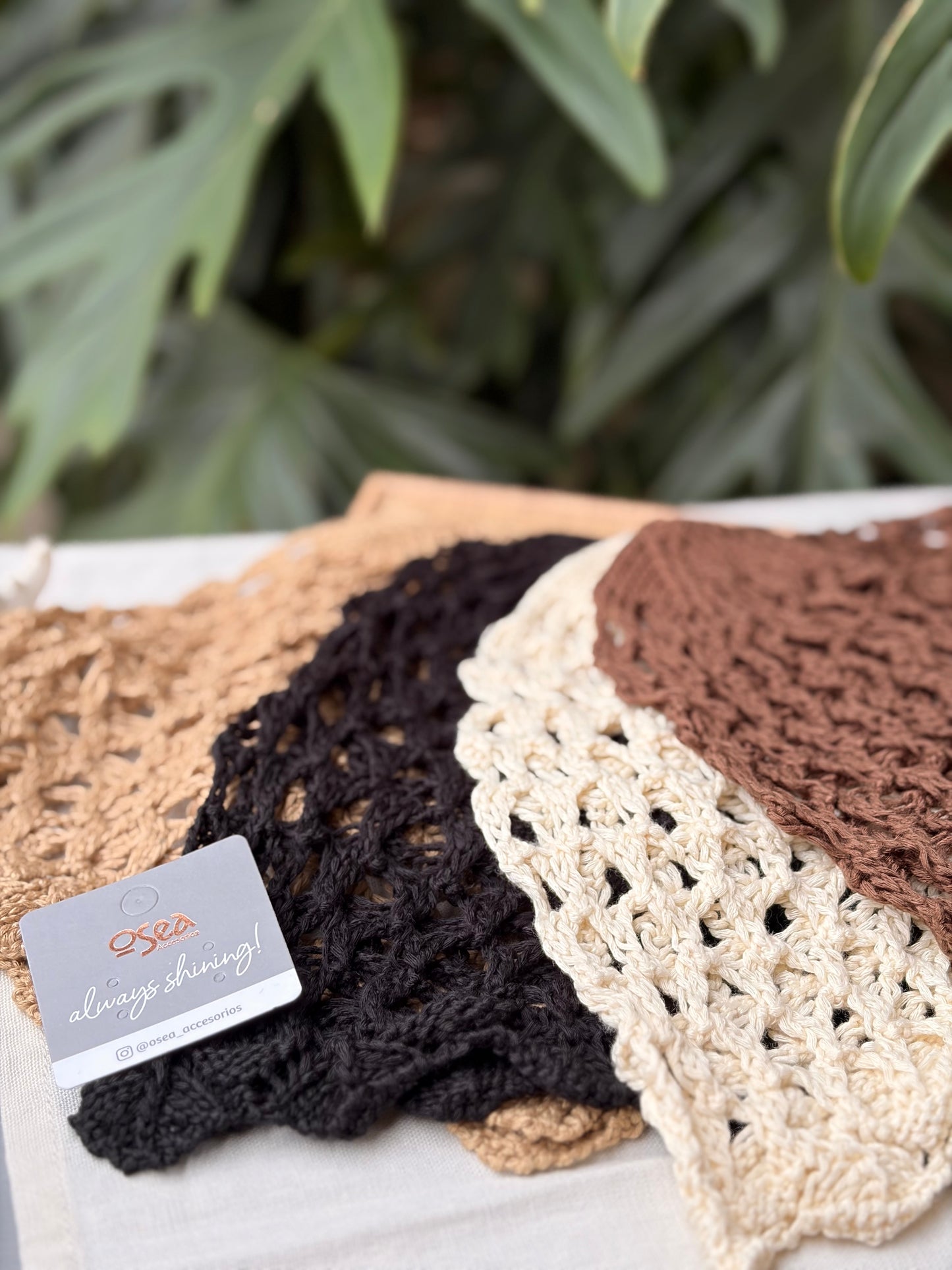 Gorro tejido en macramé