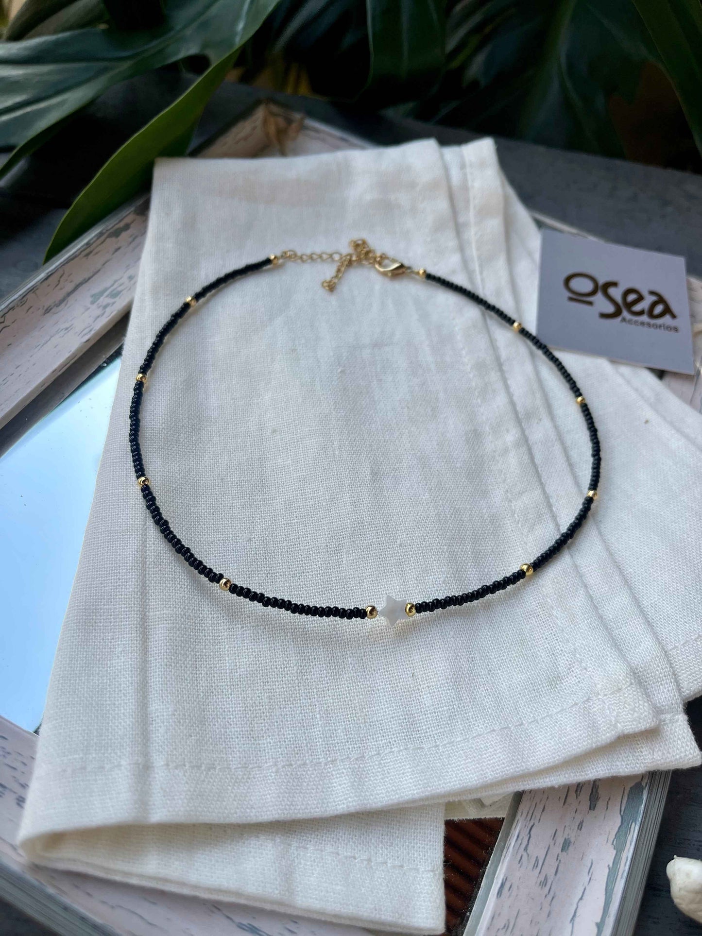 Choker mostacilla dije estrella nacar