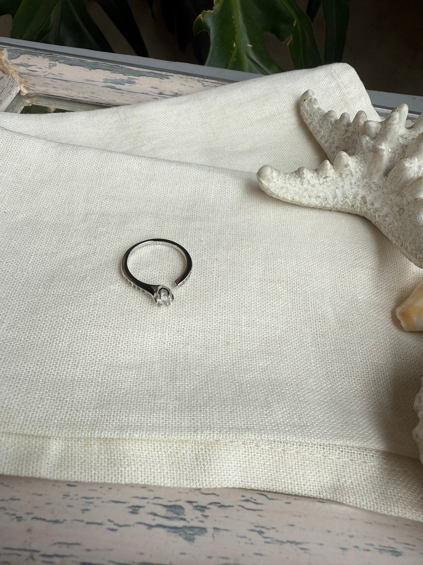 Anillo rodinado piedra