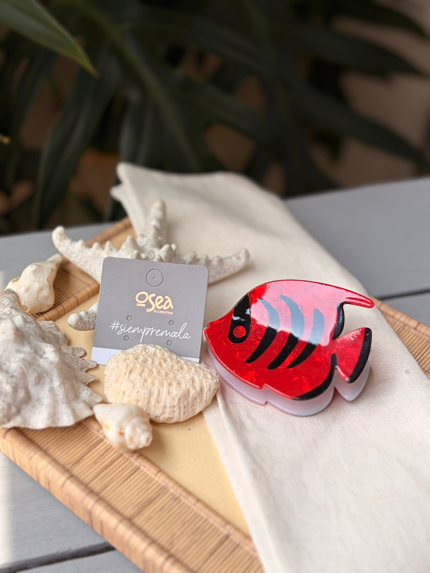 Caimán hair clip pez rojo tipo nácar