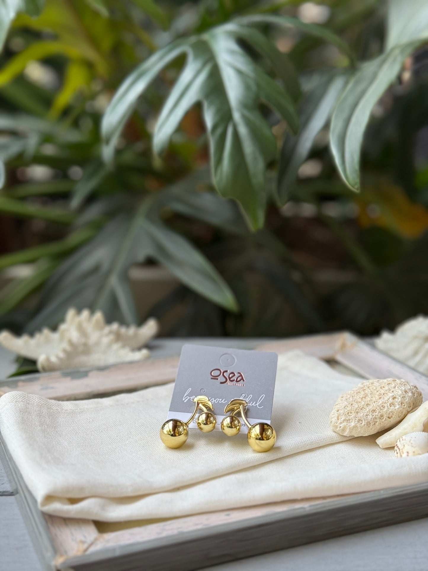 Aretes en topo rodinados de cerezas