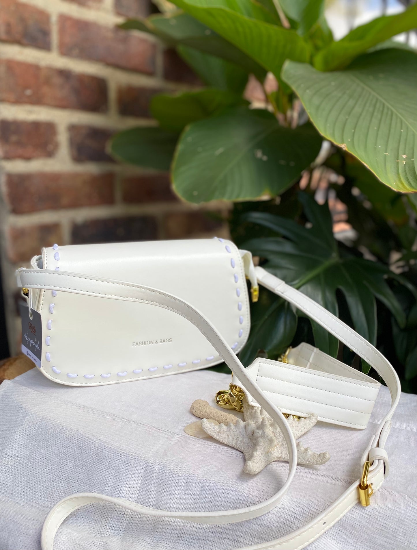 Bolso manos libres con costura doble cargadera