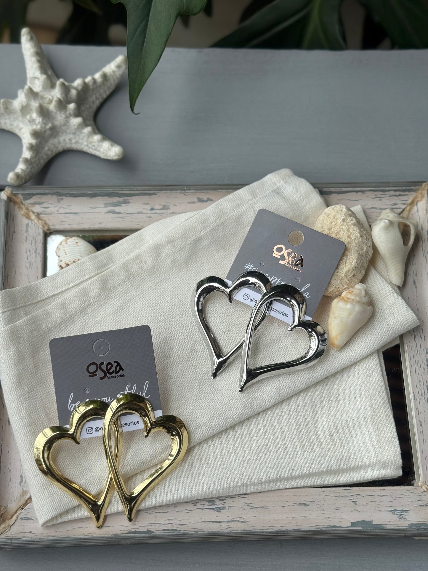 Topos corazón silueta oro golfied