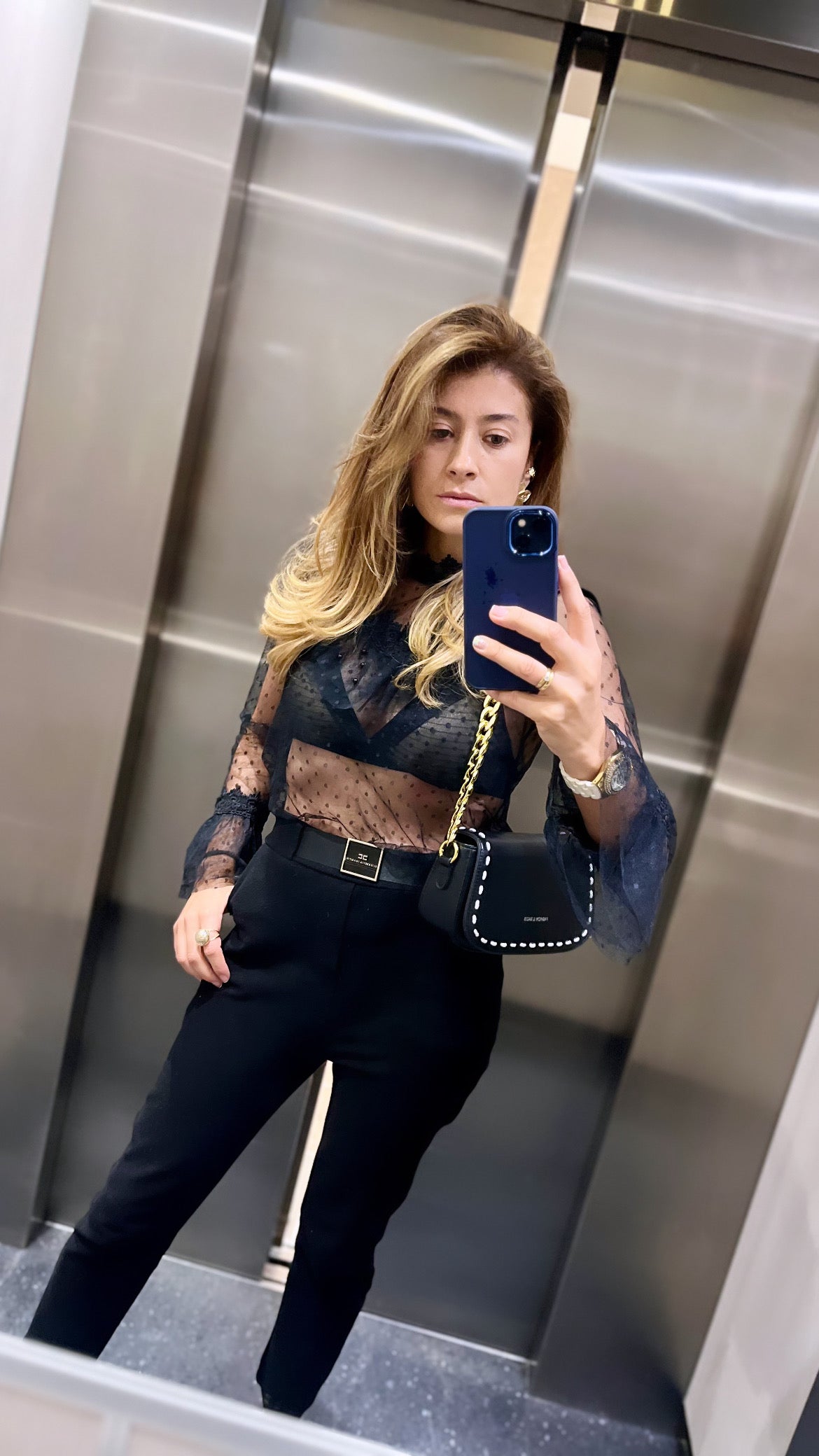 Bolso manos libres con costura doble cargadera