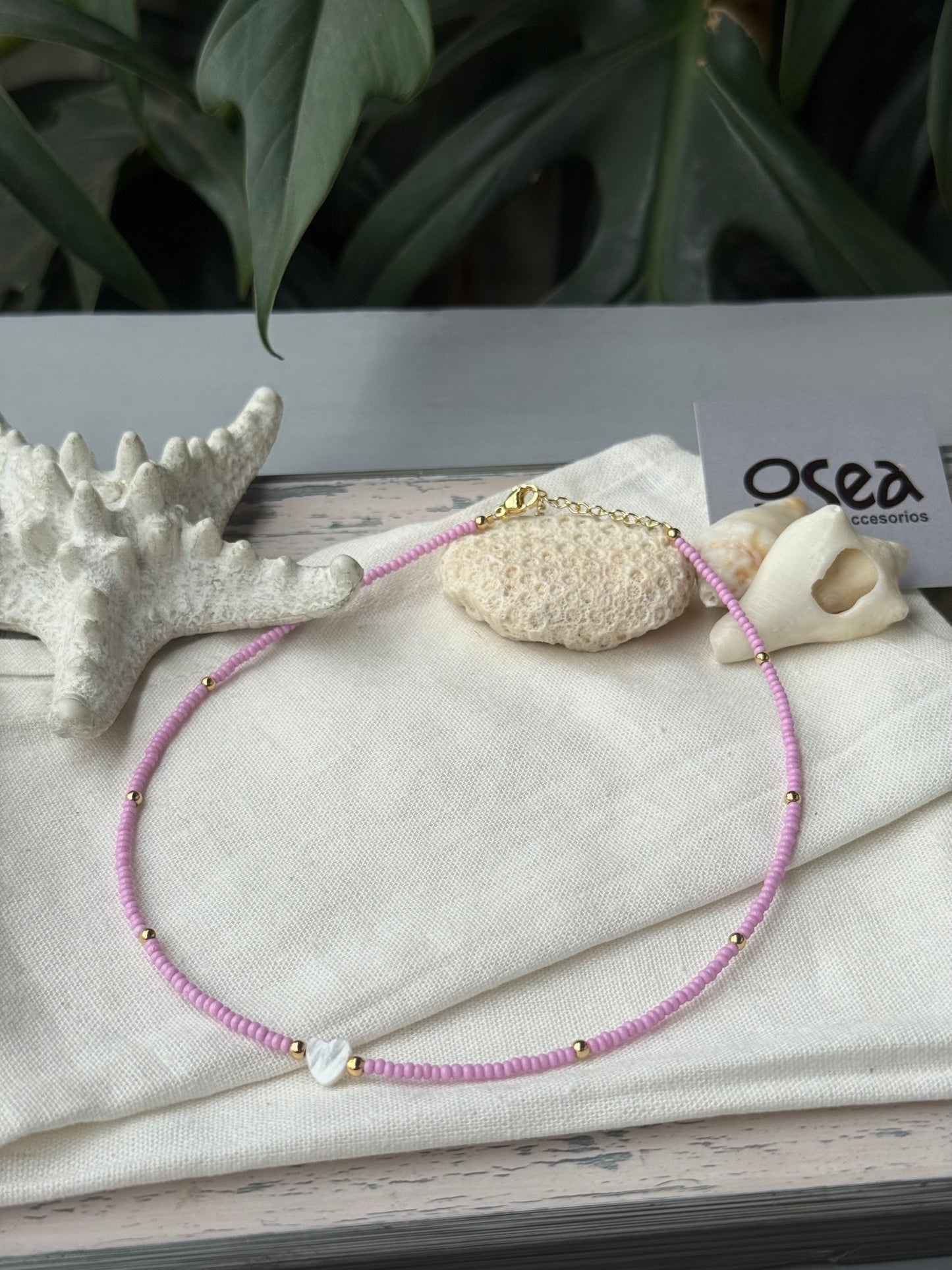 Choker mostacilla corazón nacar