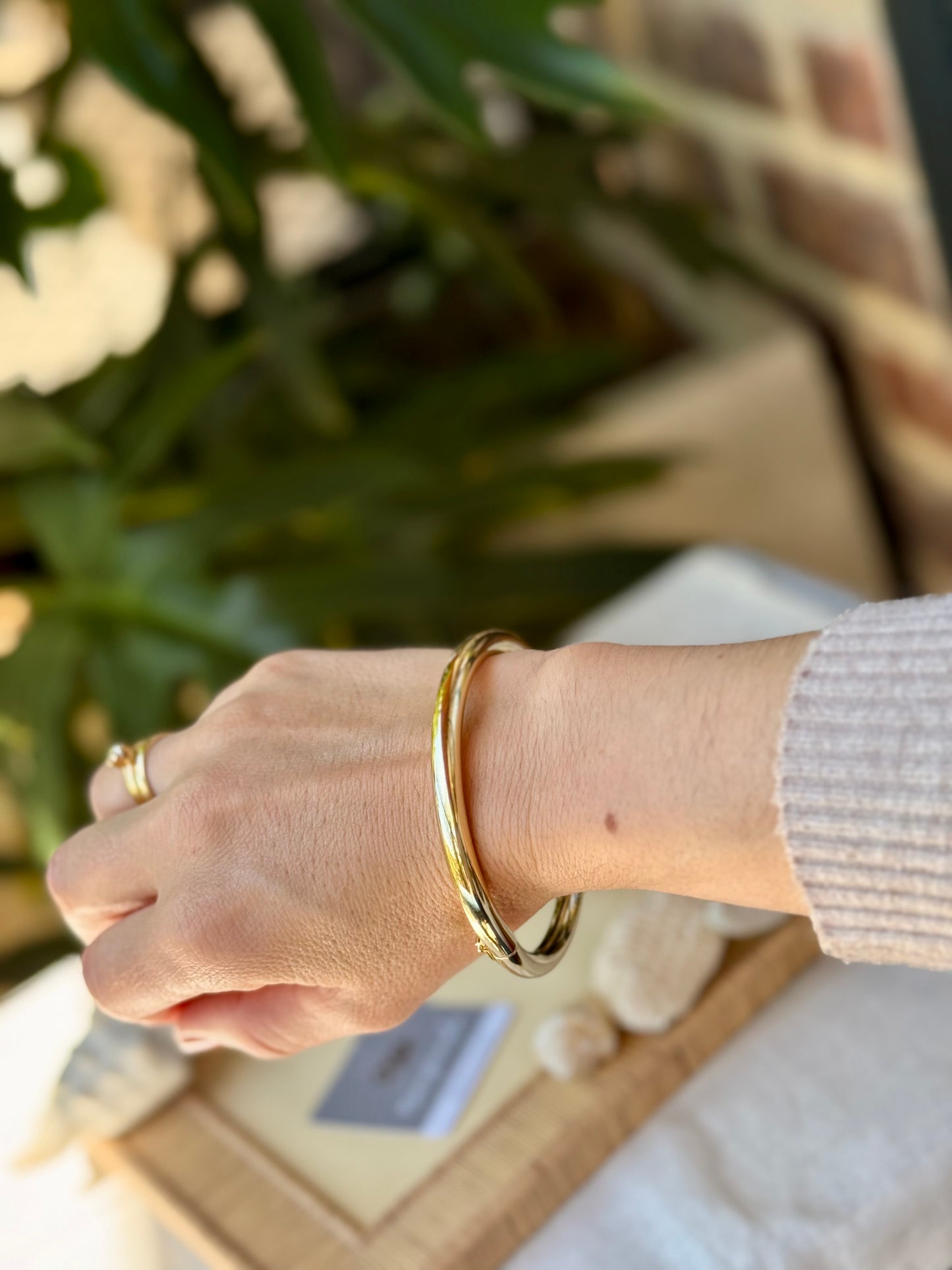 Pulsera rodinada con broche