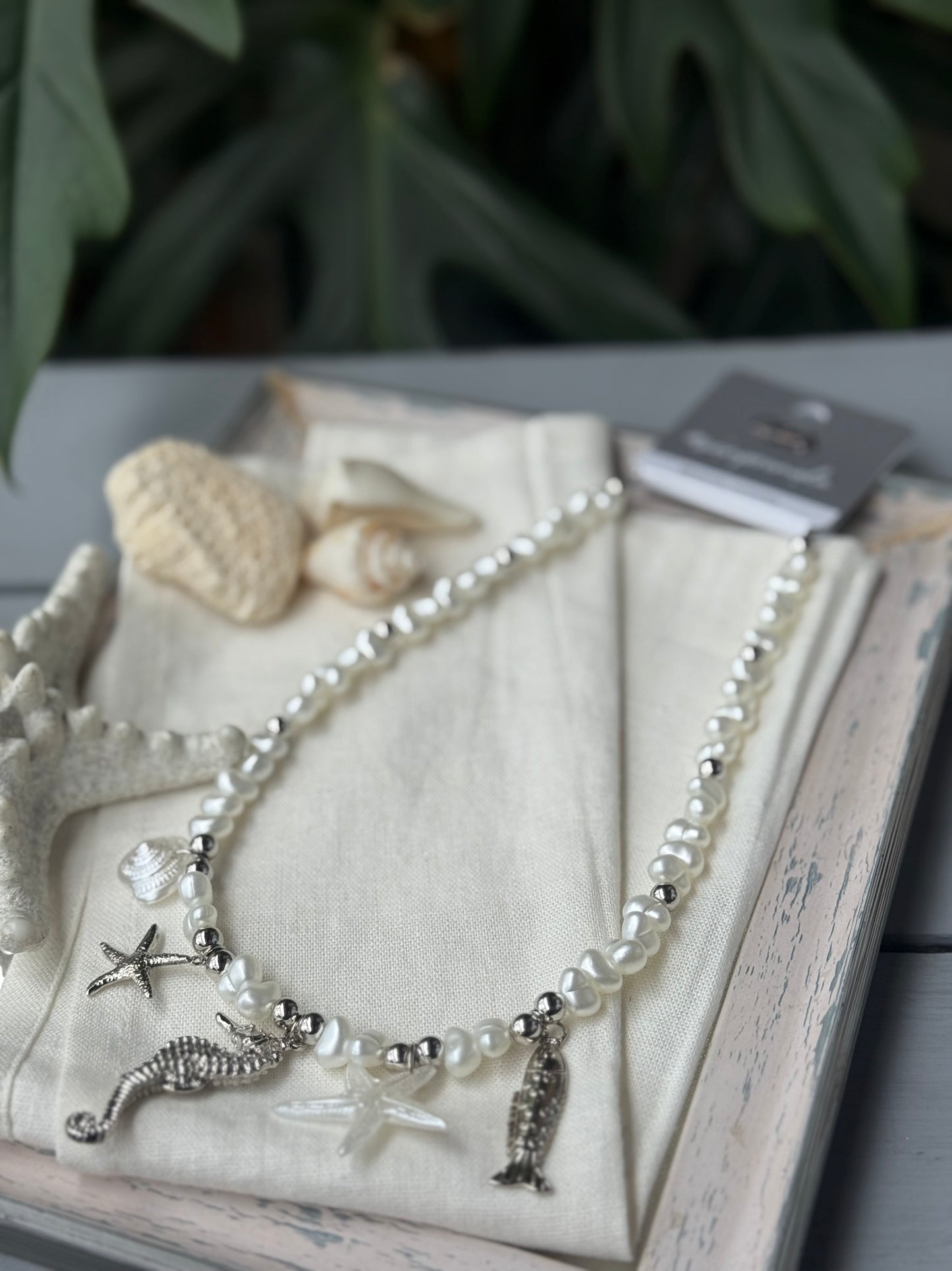 Collar perlas dijes de mar en fantasía fina