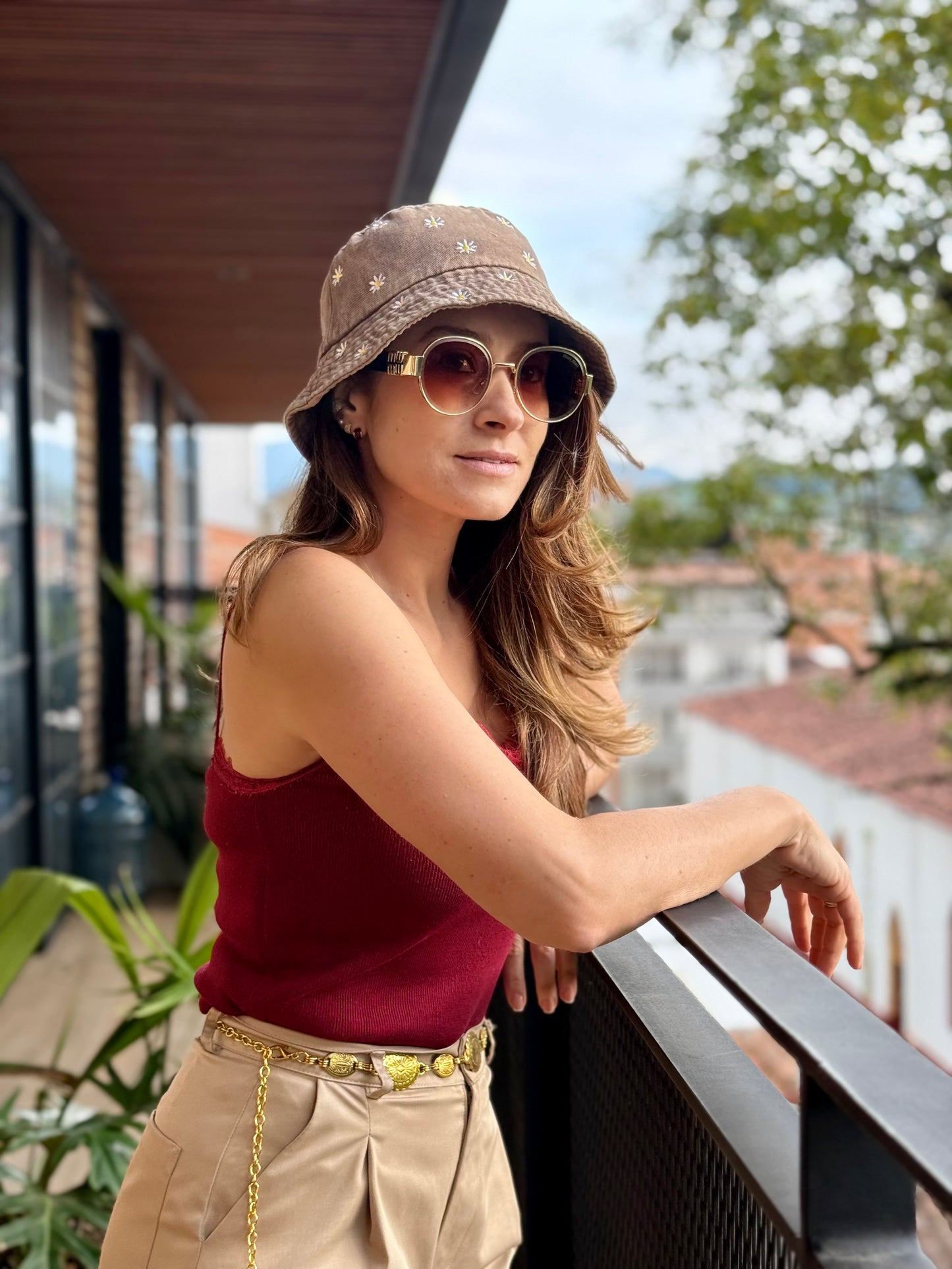 Bucket hat margaritas café