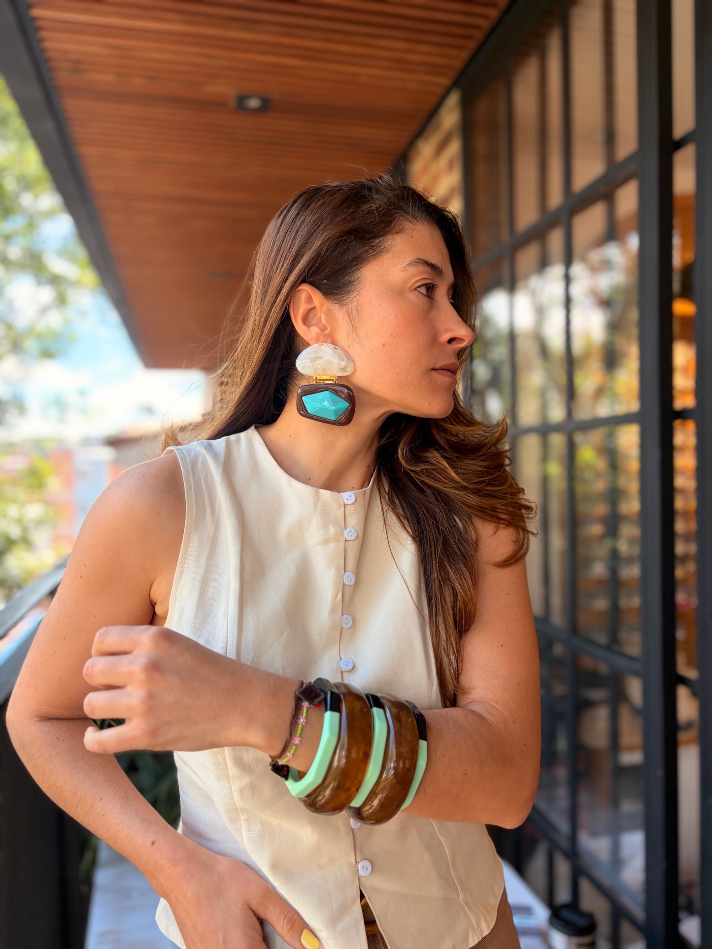 Aretes en resina centro turquesa