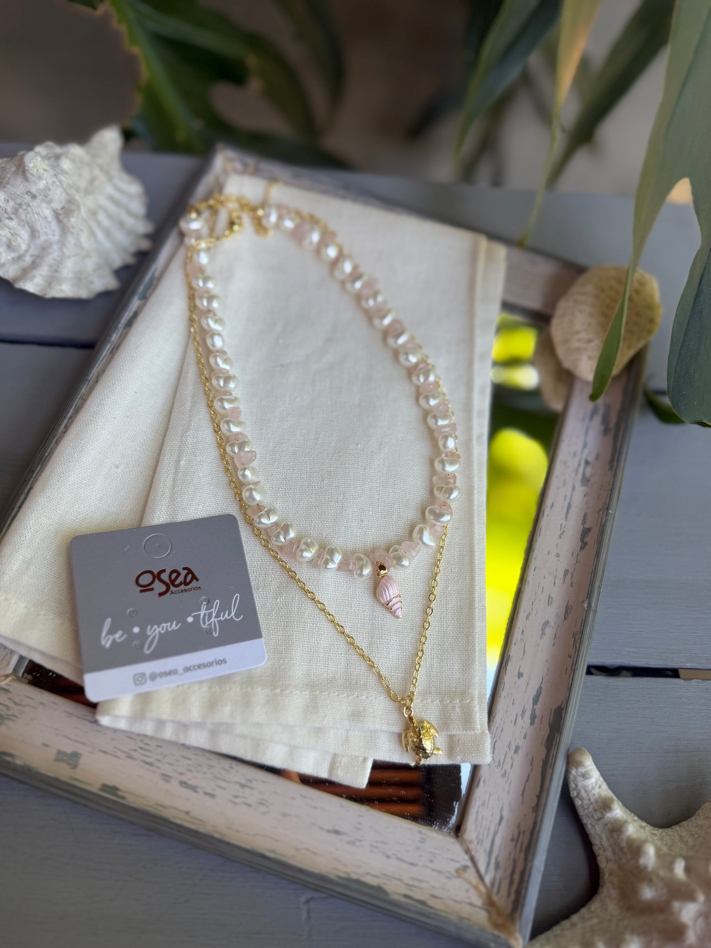 Collar doble perlas y piedra picada
