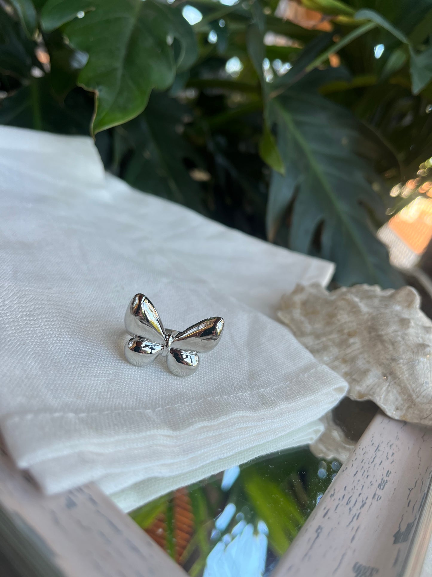 Anillo rodinado graduable mariposa