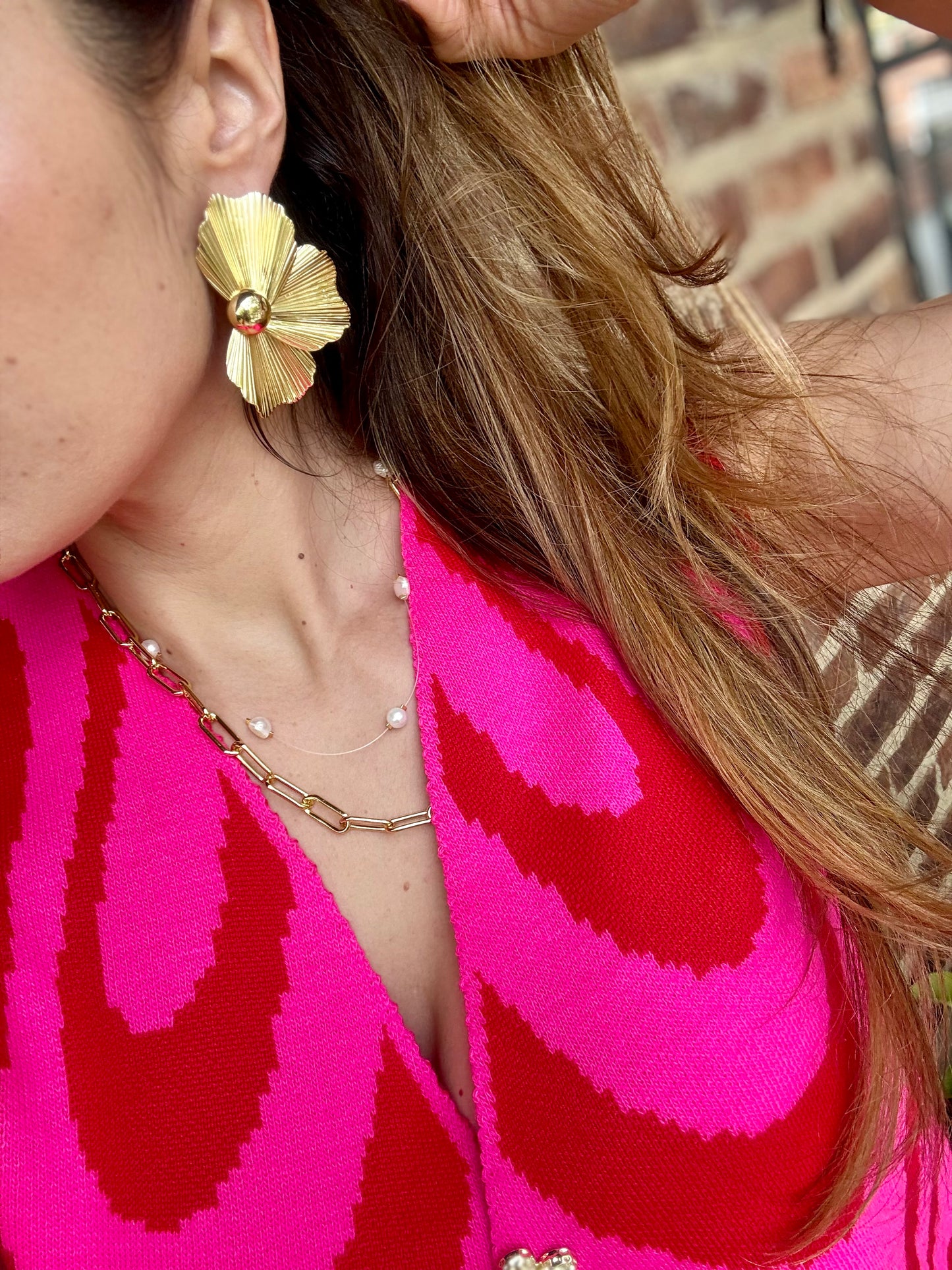Arete media flor grande
