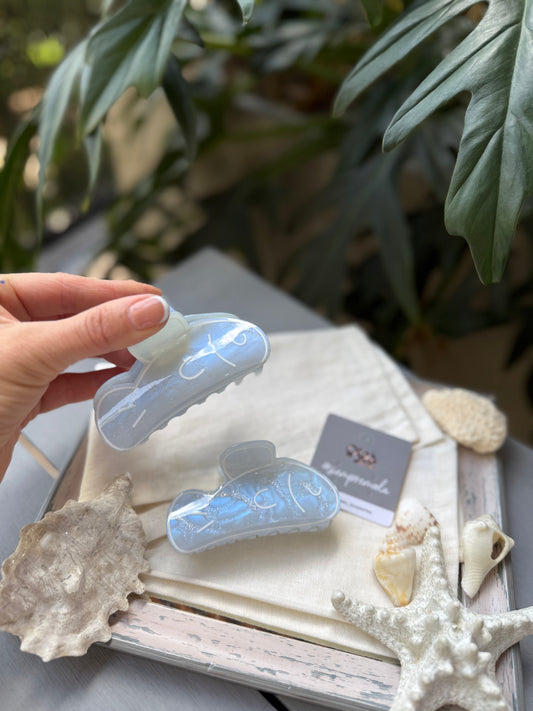 caimán nácar pez azul grande hairclip