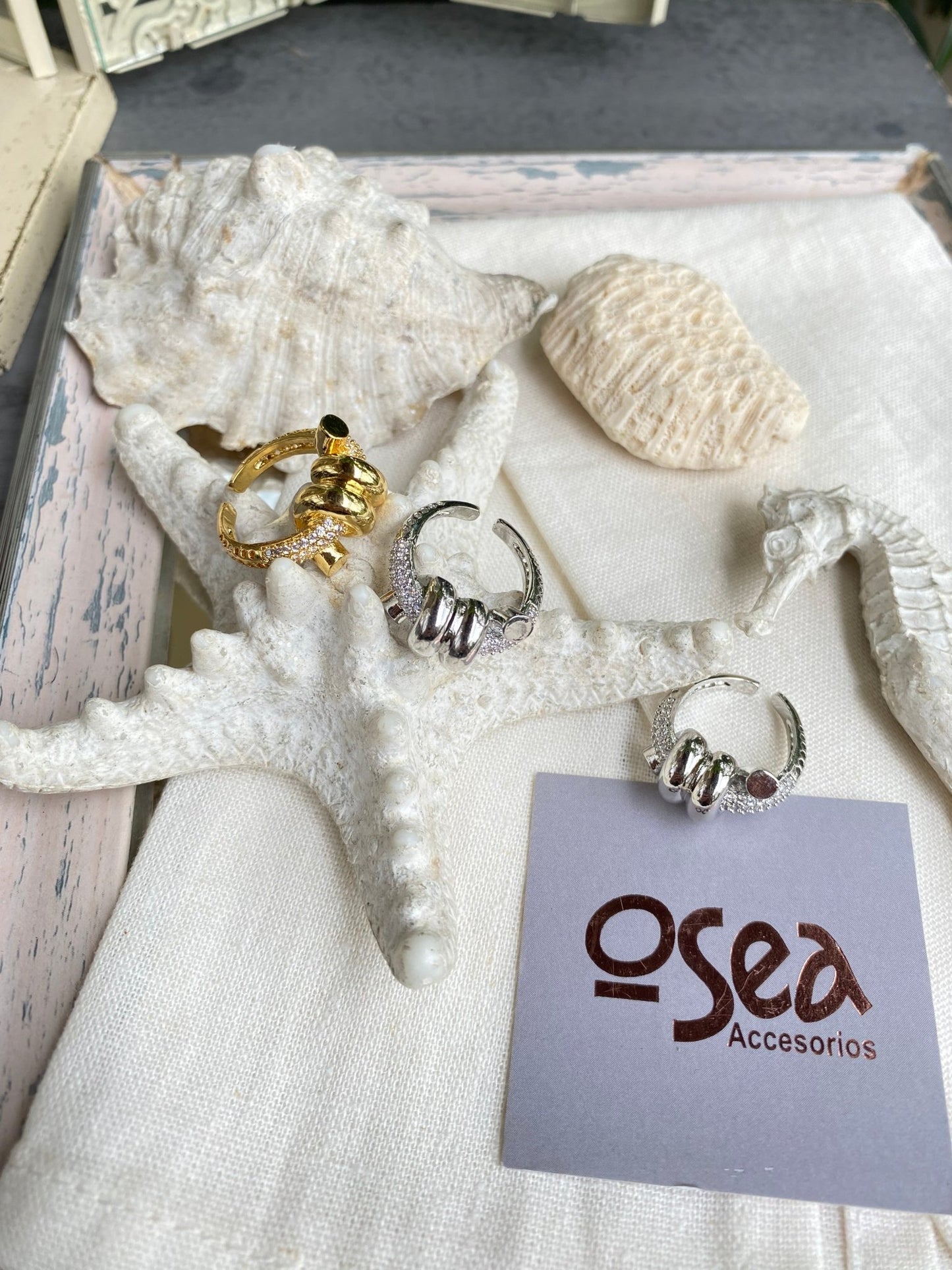 Anillo graduable nudo y circones - Osea accesorios