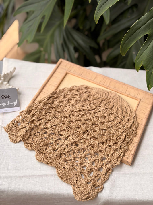 Gorro tejido en macramé