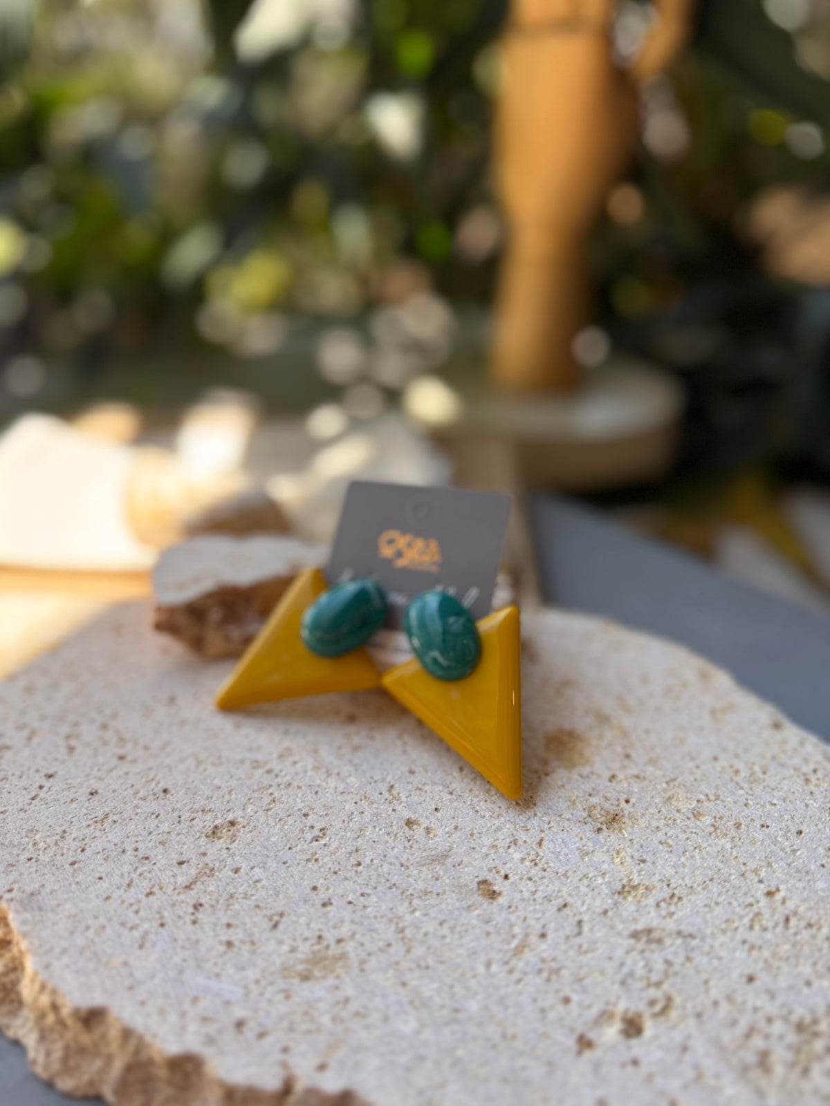 Aretes en topos resina triangular