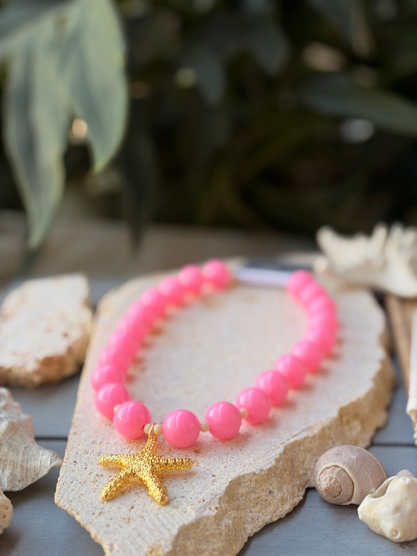 Collar bolas chicle fuccia dije estrella mar