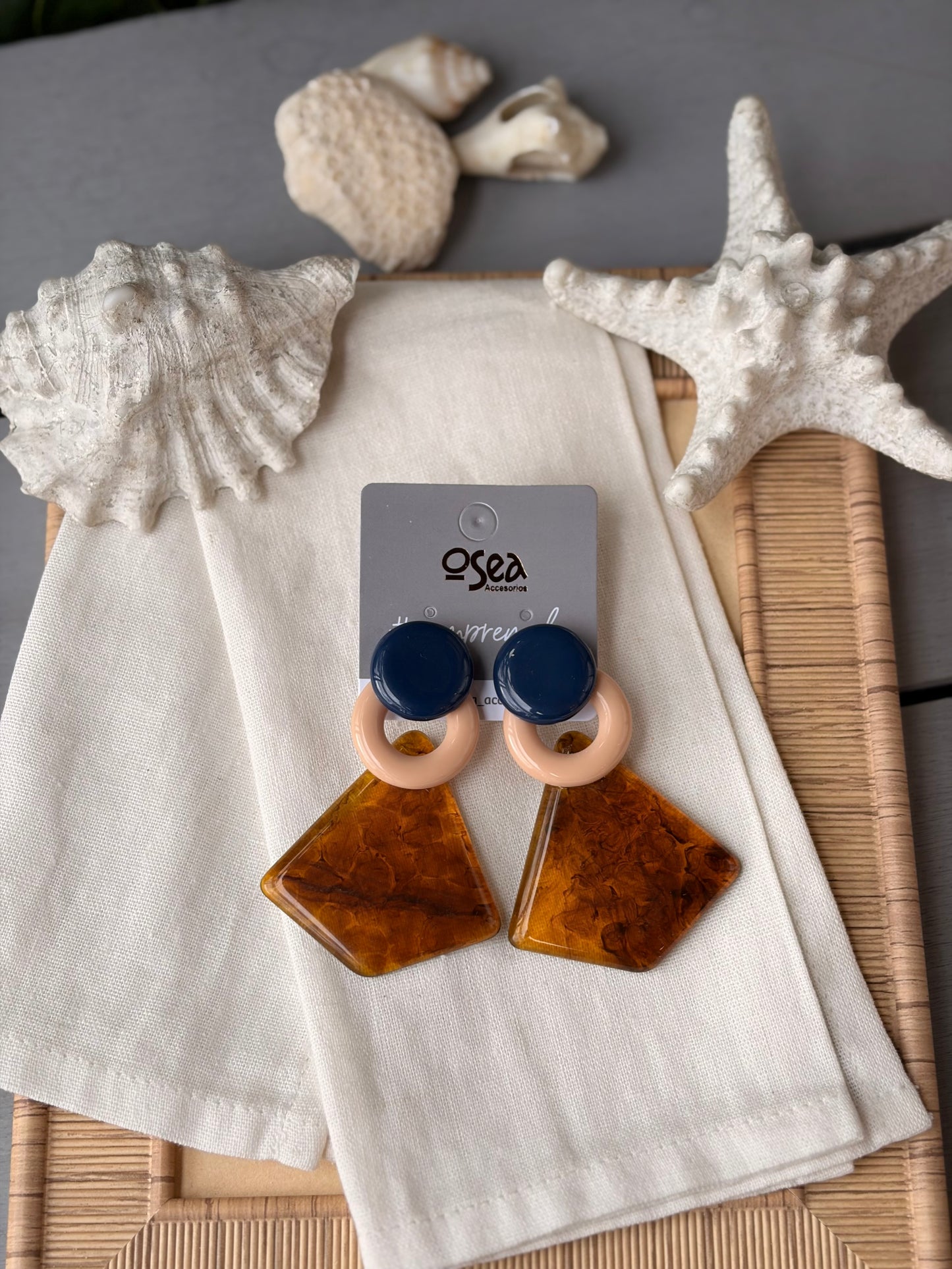 Aretes geométricos en resina