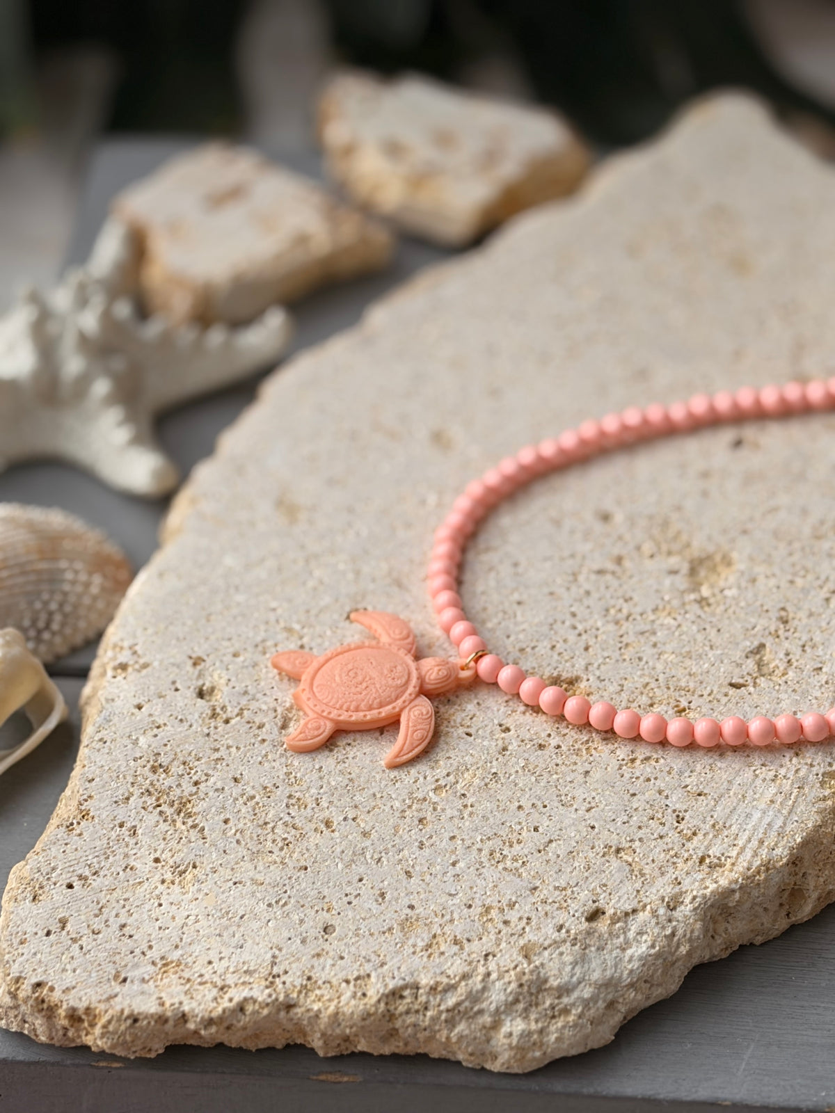Collar corto mandarina dije tortuga