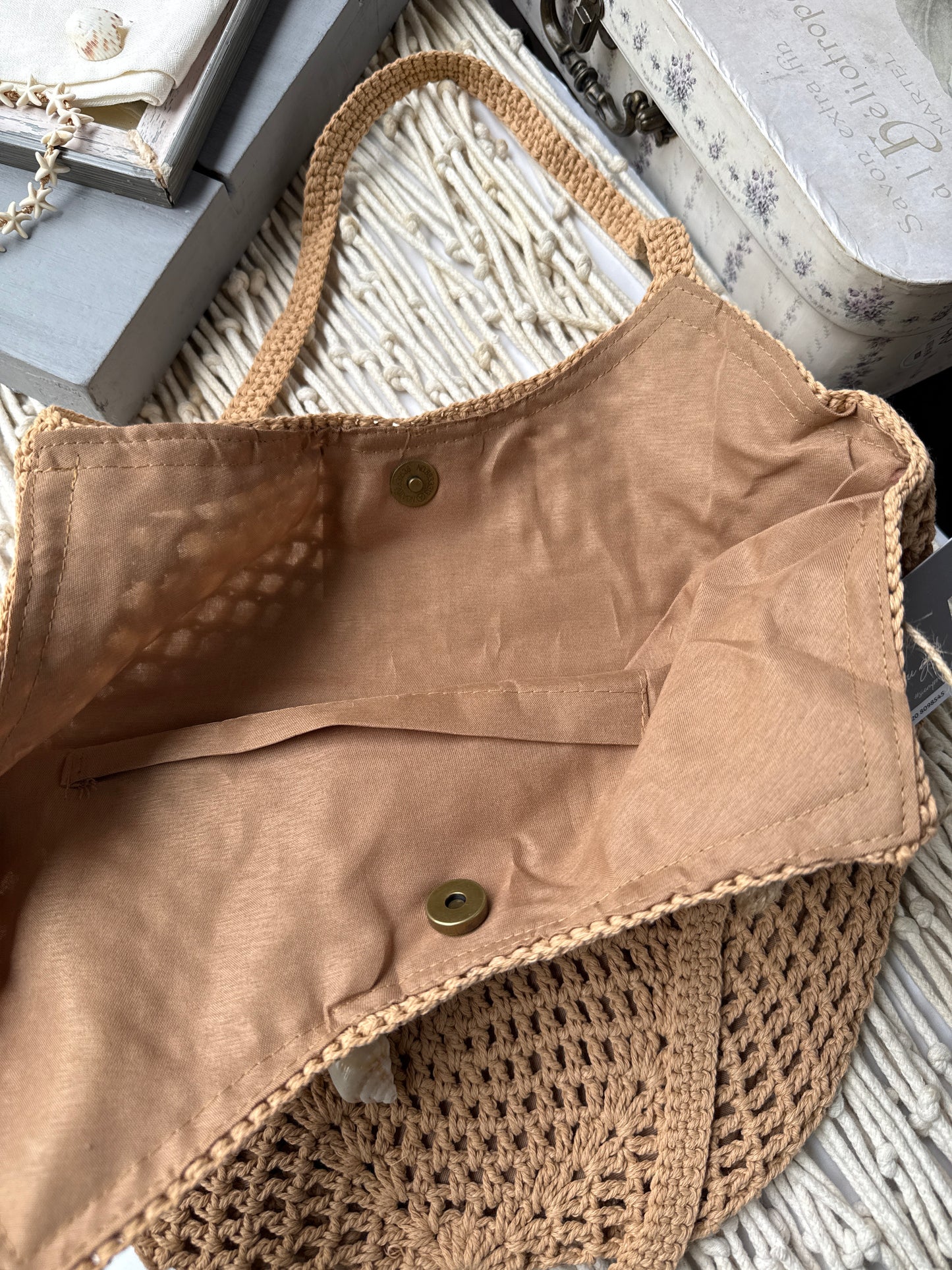 Bolso playero tejido en crochet