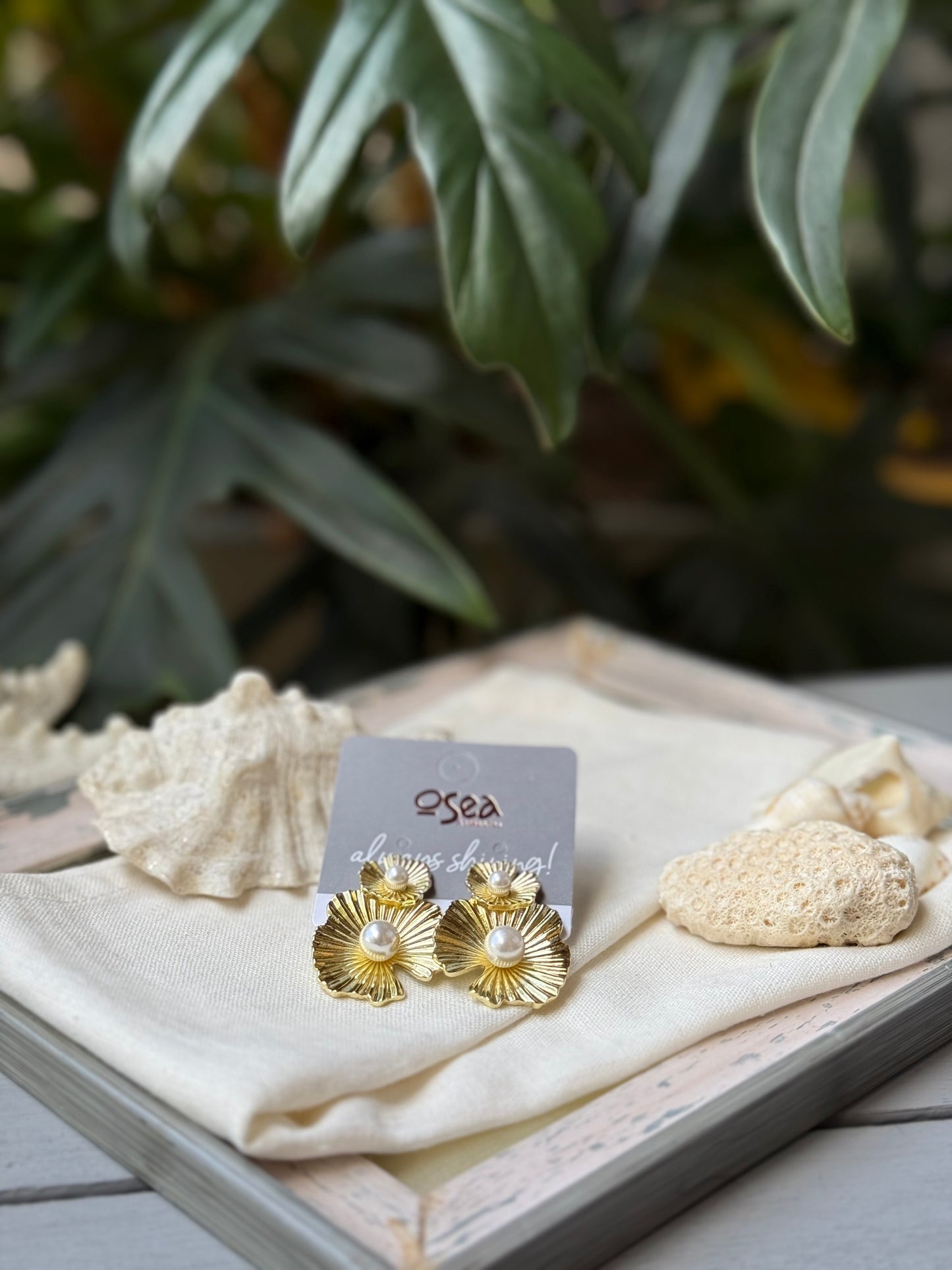 Topos rodinados doble flor con perla
