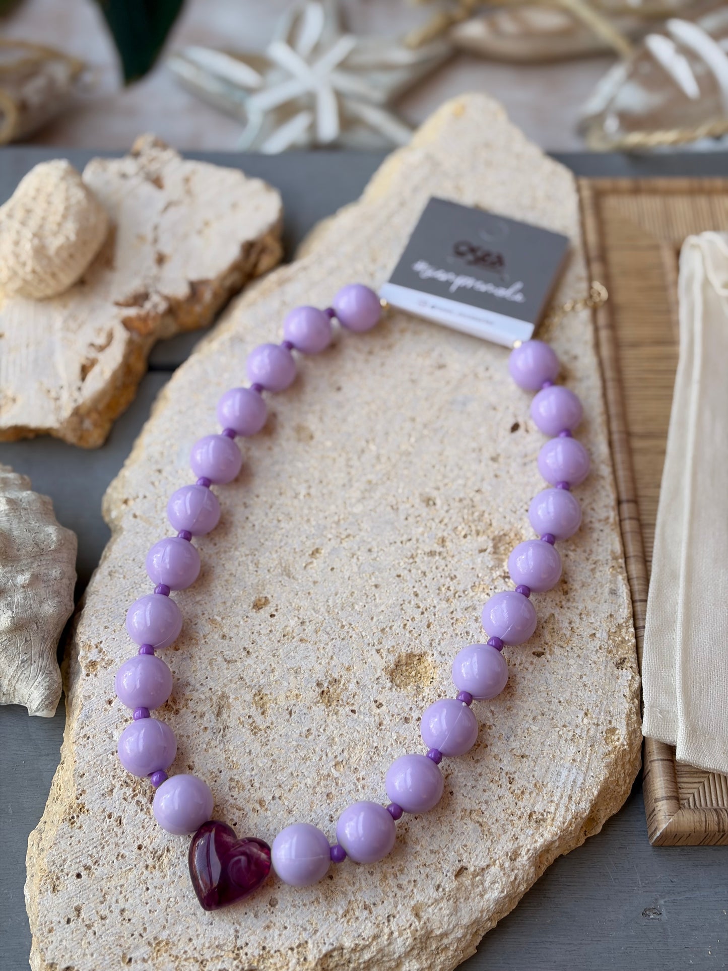 Collar bolas lila corazón degradé morado