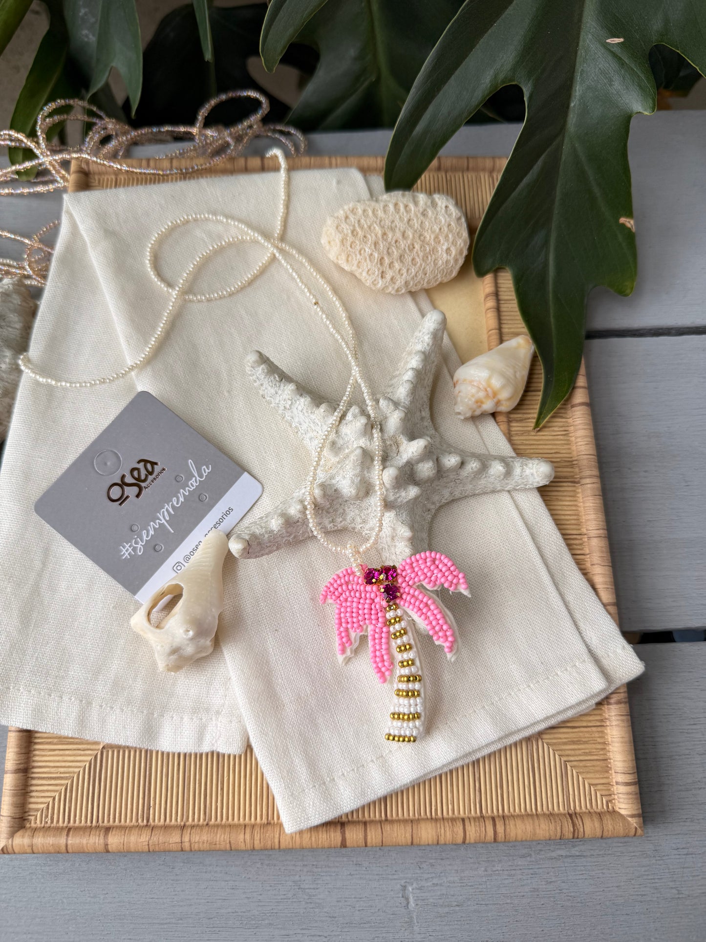 Collar palmera en mostacilla