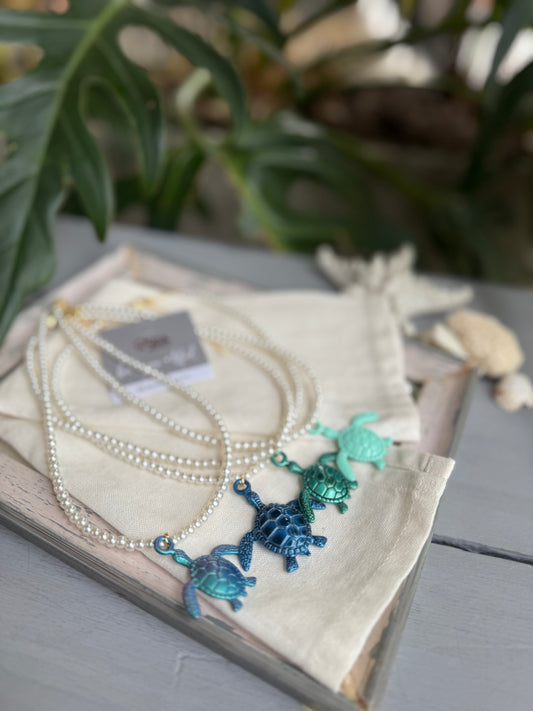 Collar perlas dije tortuga colores