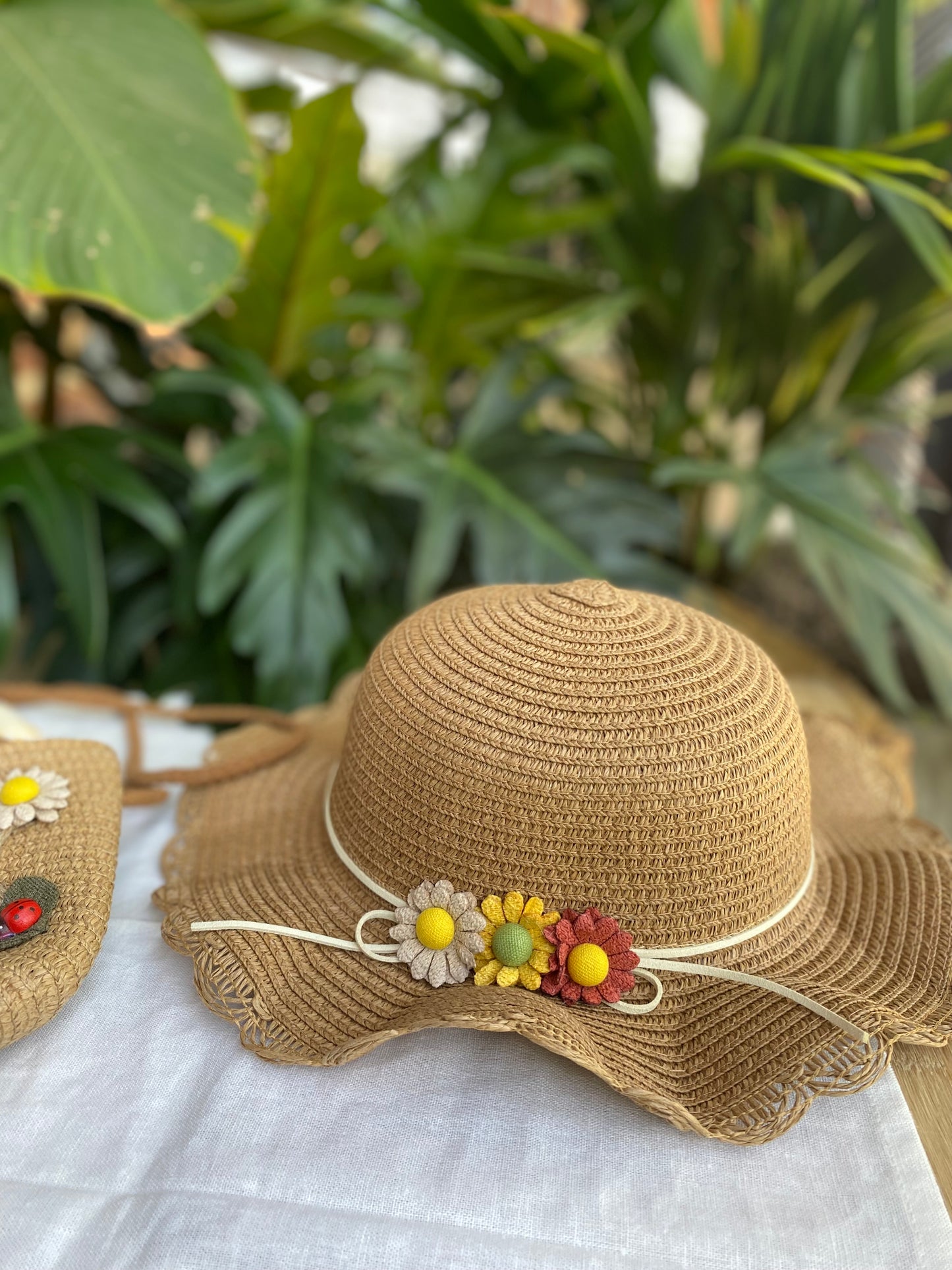 Set sombrero y bolso para niña