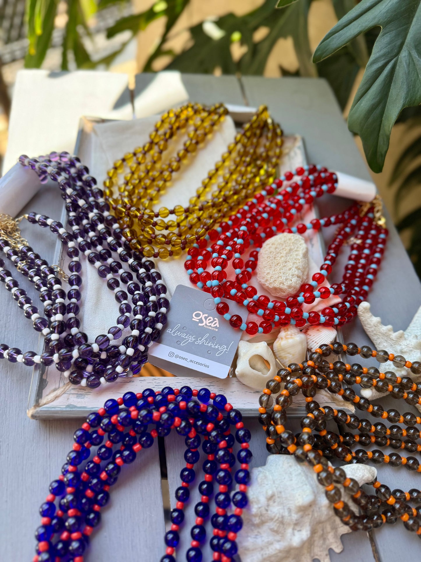 collar corto colores cristal